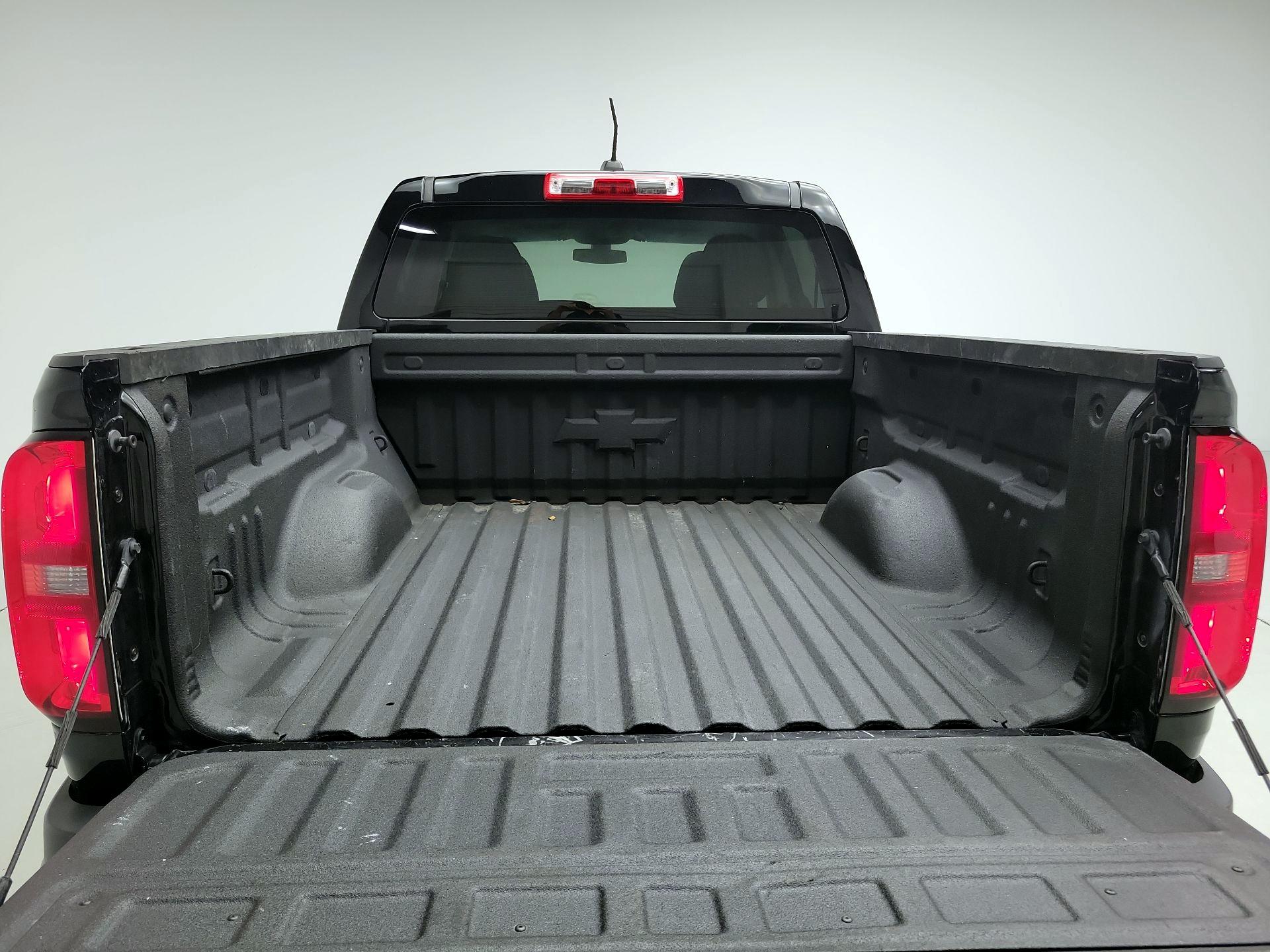 Thumbnail: 2021 Chevrolet Colorado - 20