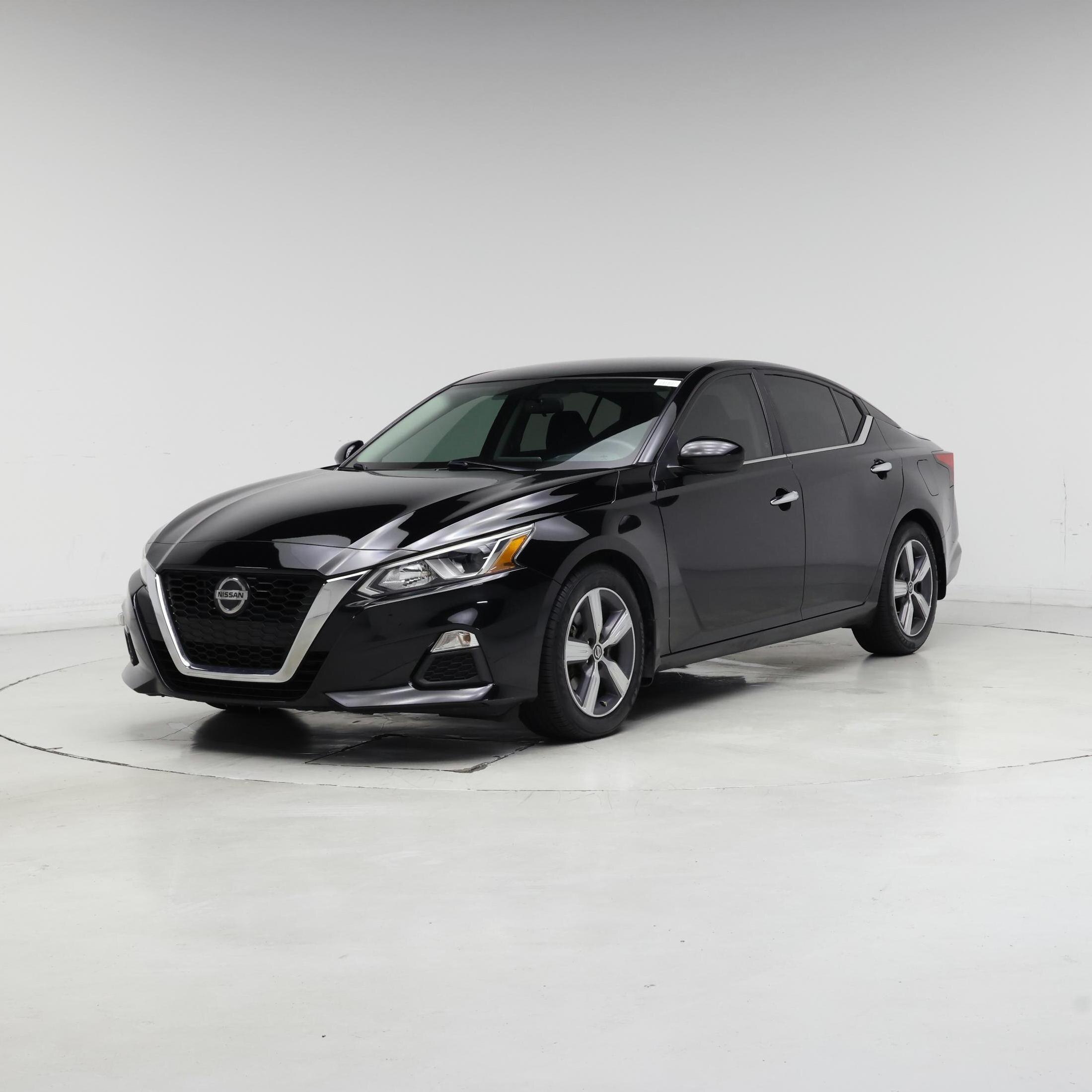 Thumbnail: 2020 Nissan Altima - 4
