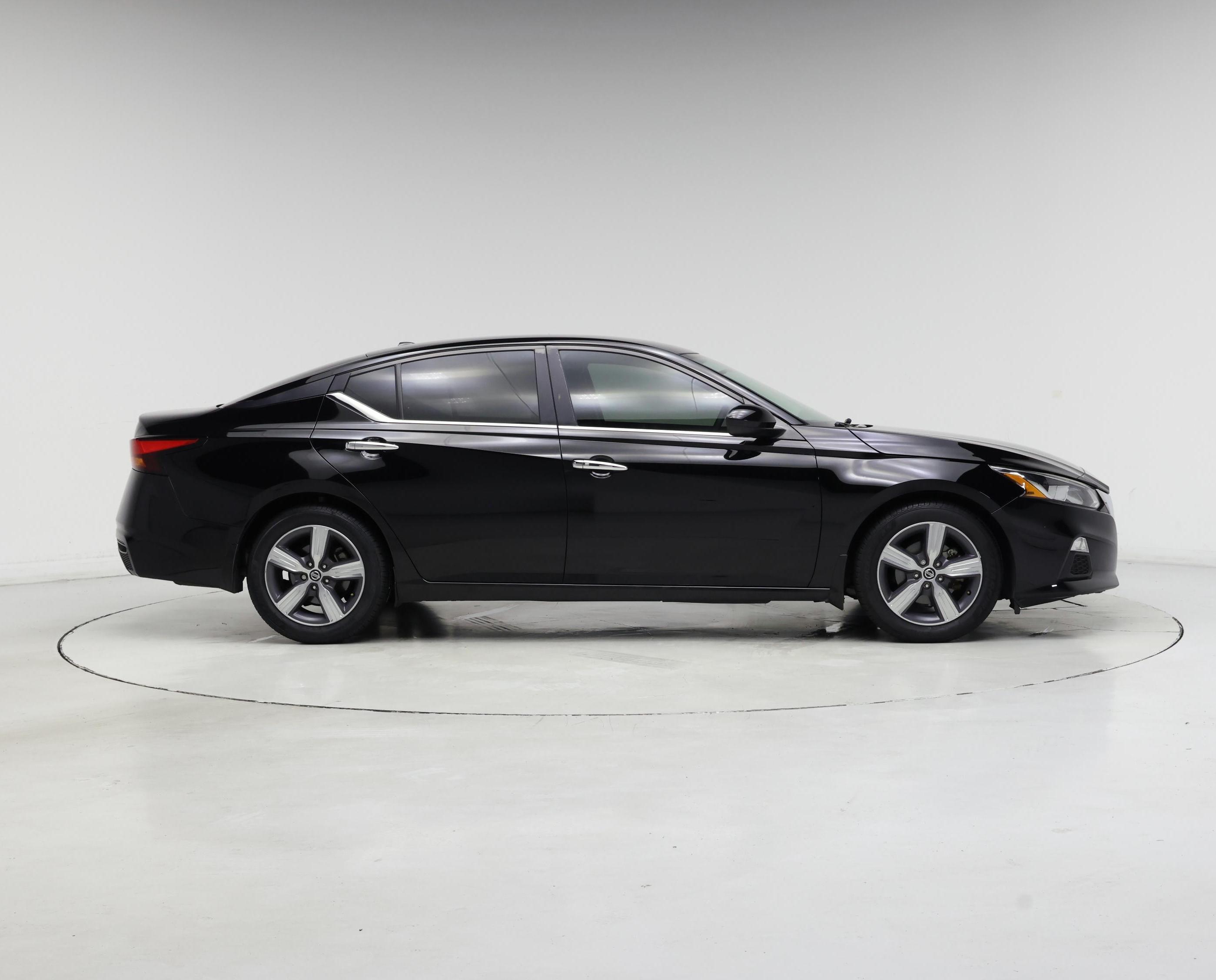 Thumbnail: 2020 Nissan Altima - 7