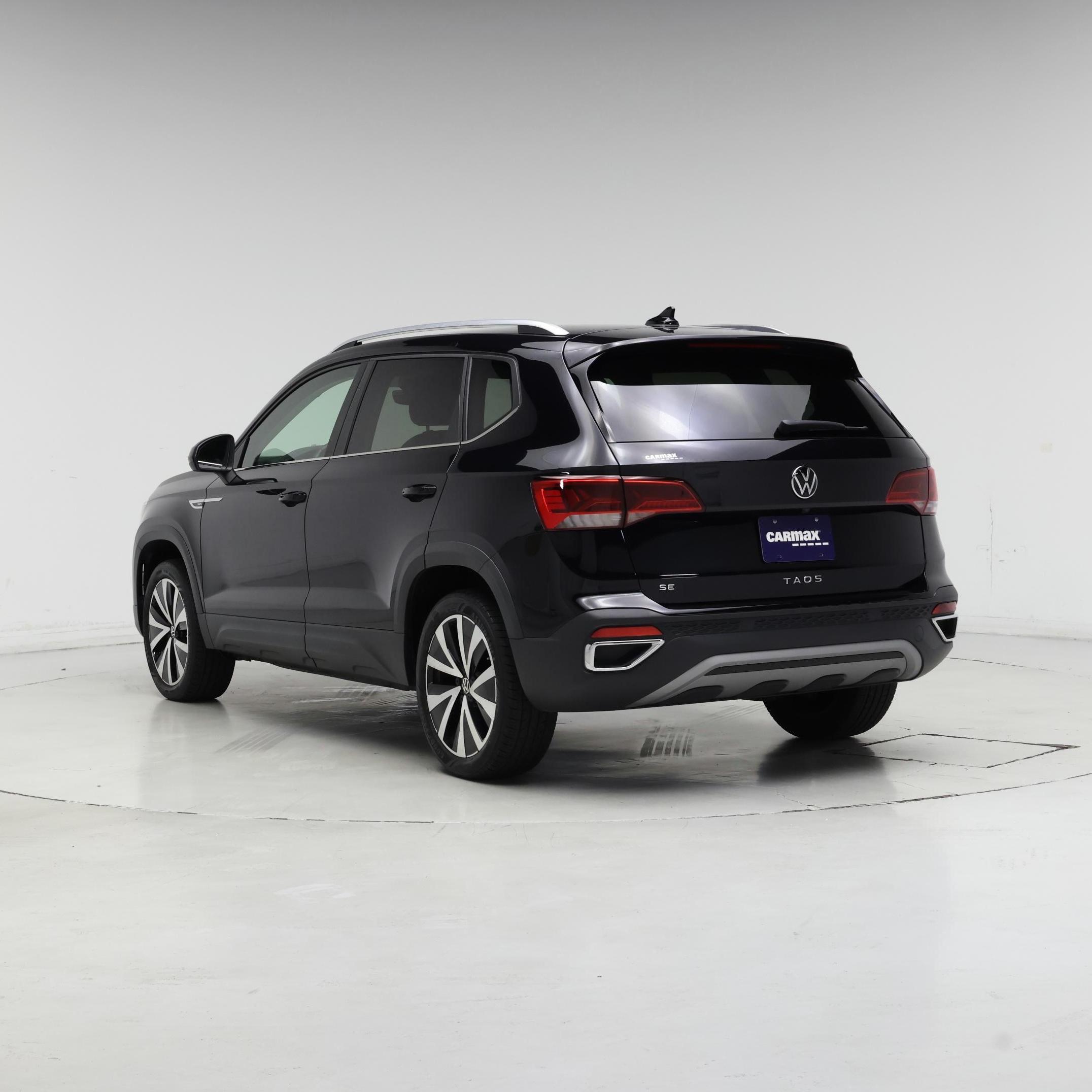 Thumbnail: 2023 Volkswagen Taos - 2