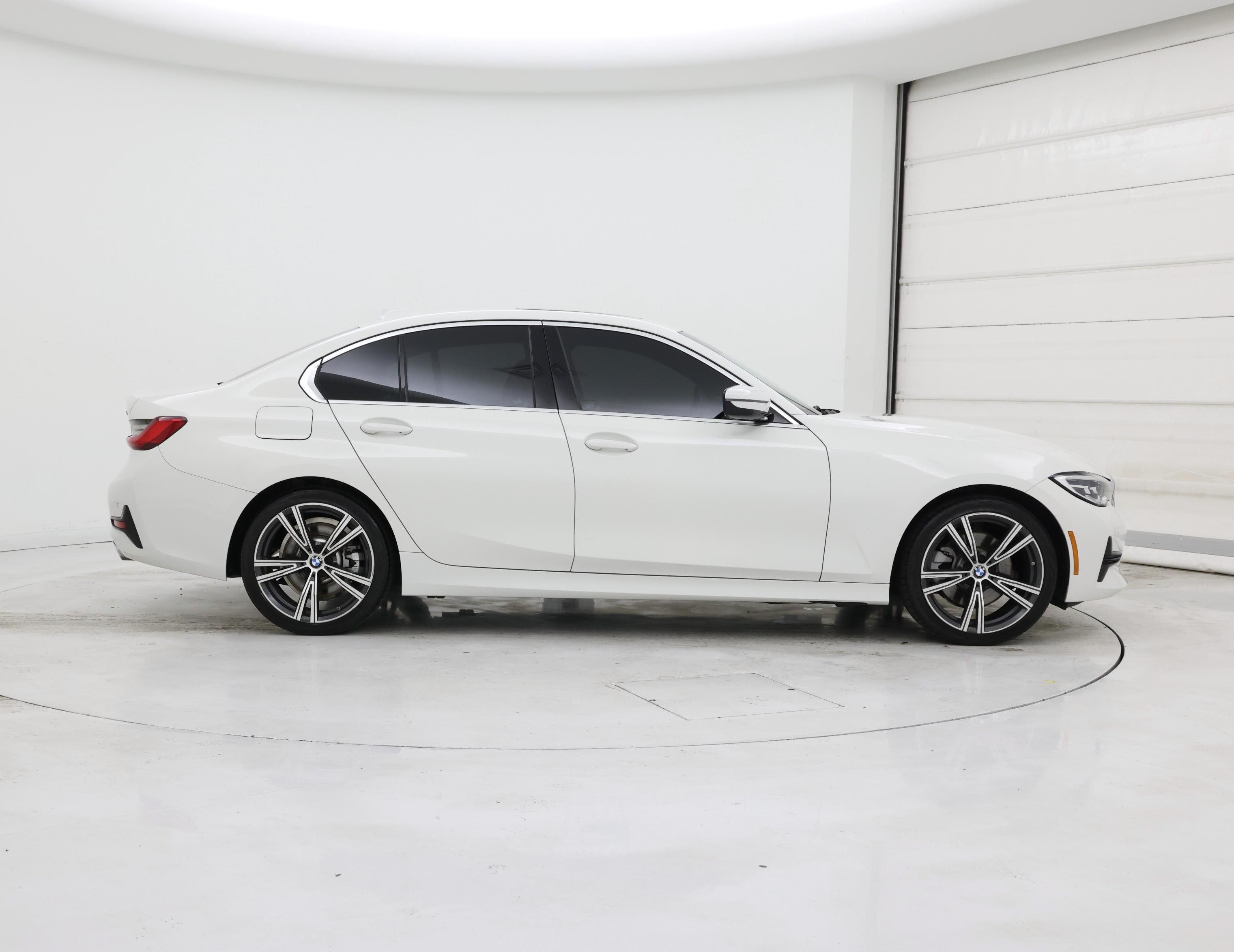 Thumbnail: 2020 BMW 3 Series - 7