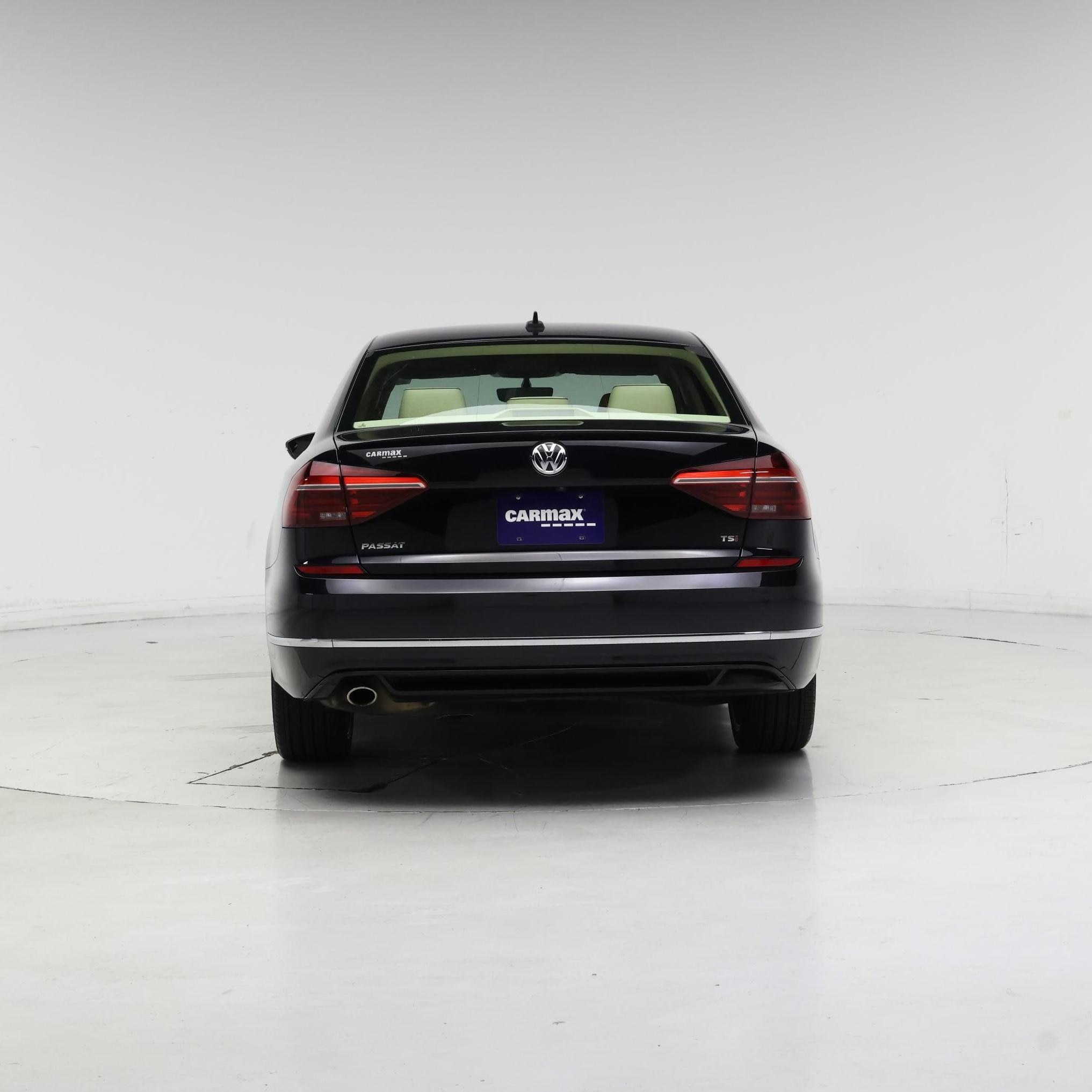 Thumbnail: 2018 Volkswagen Passat - 6