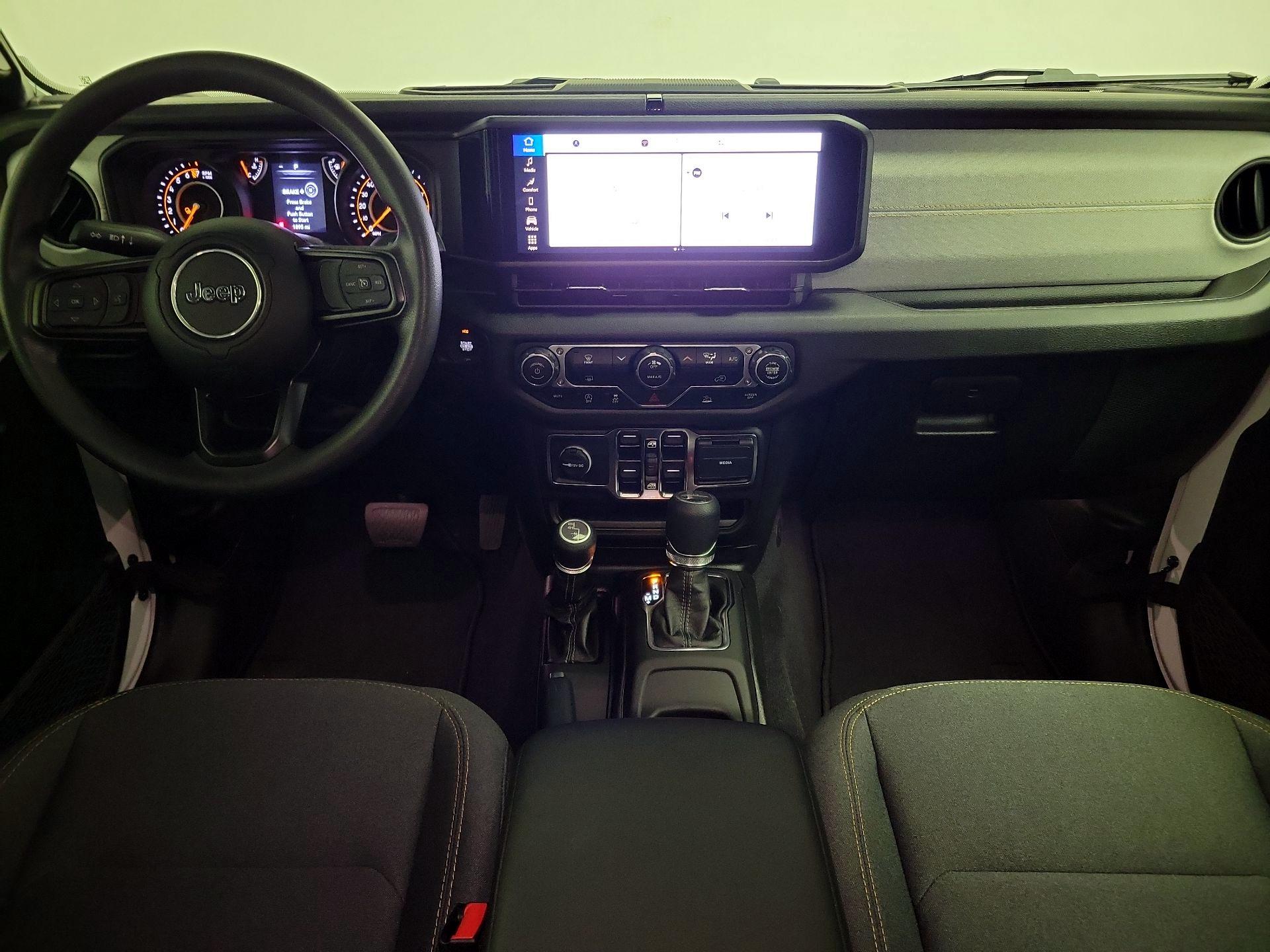 Thumbnail: 2025 Jeep Gladiator - 9