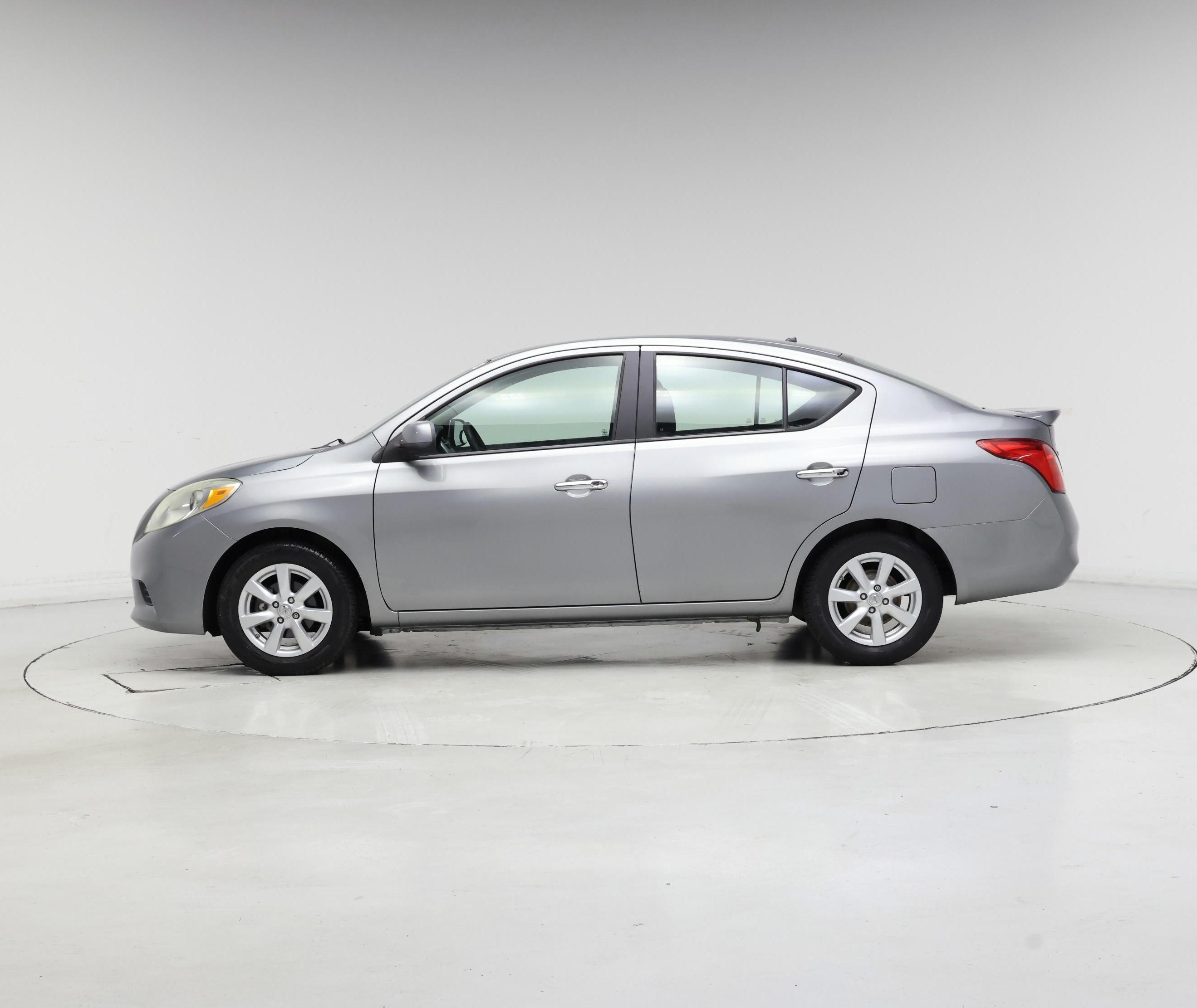 Thumbnail: 2014 Nissan Versa - 3