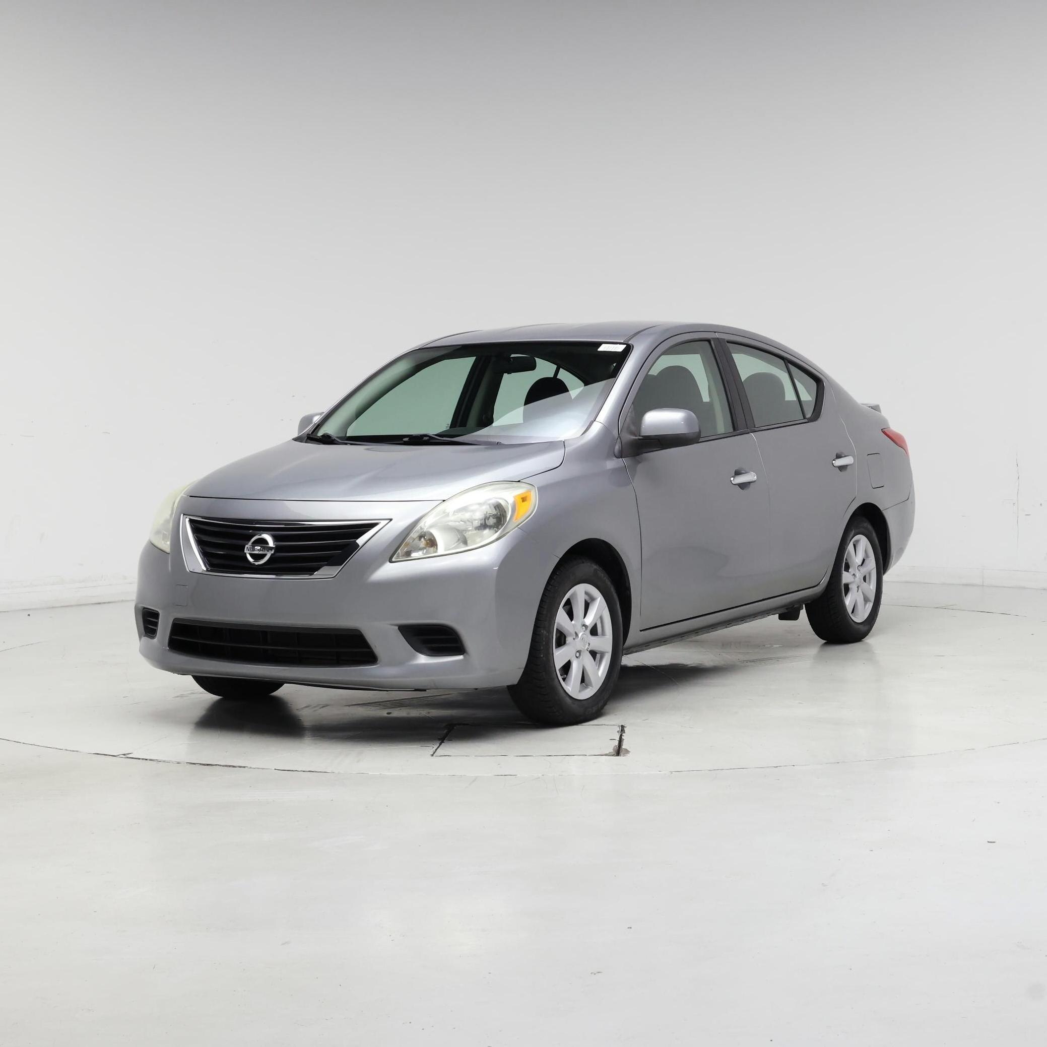 Thumbnail: 2014 Nissan Versa - 4