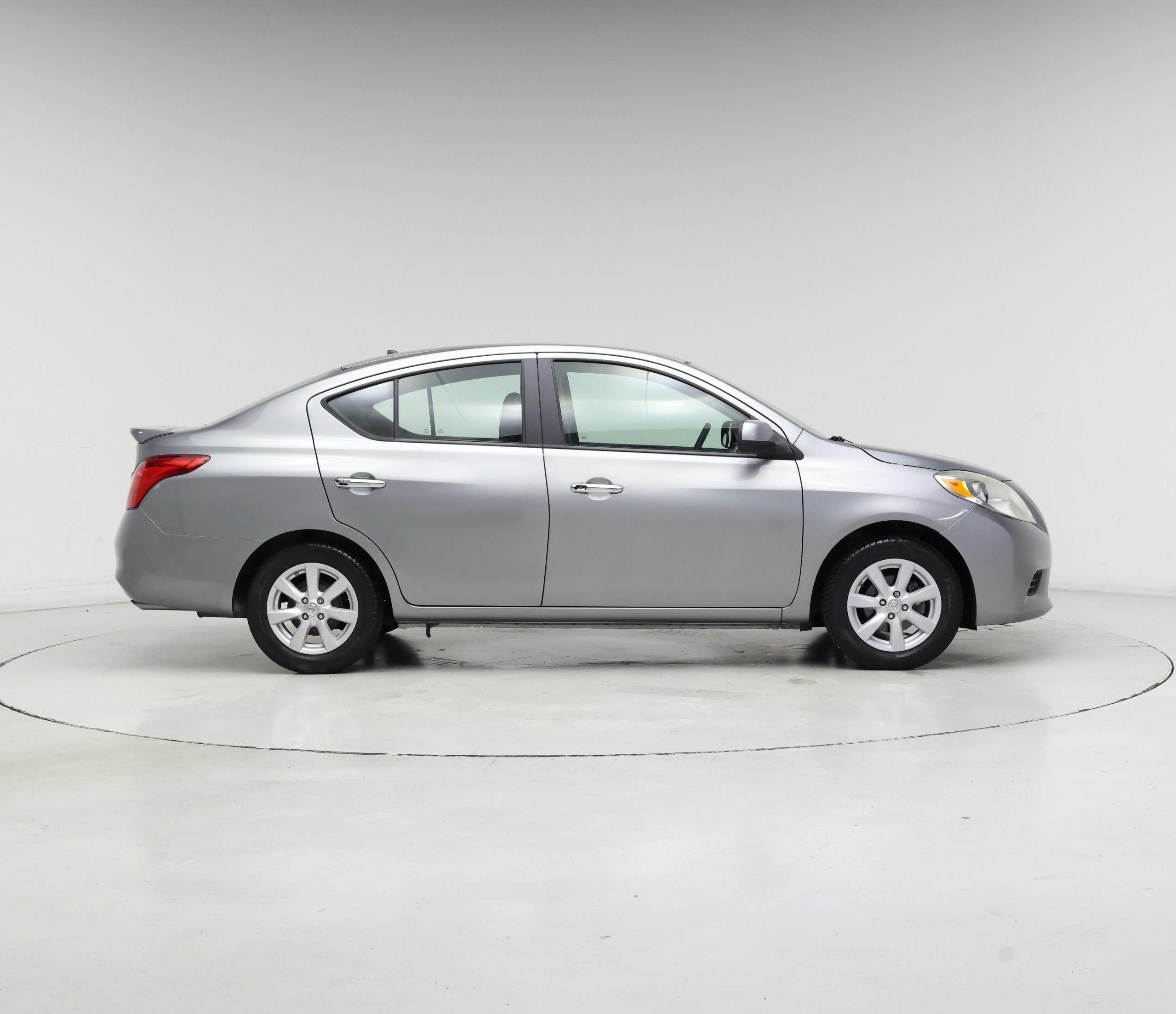 Thumbnail: 2014 Nissan Versa - 7