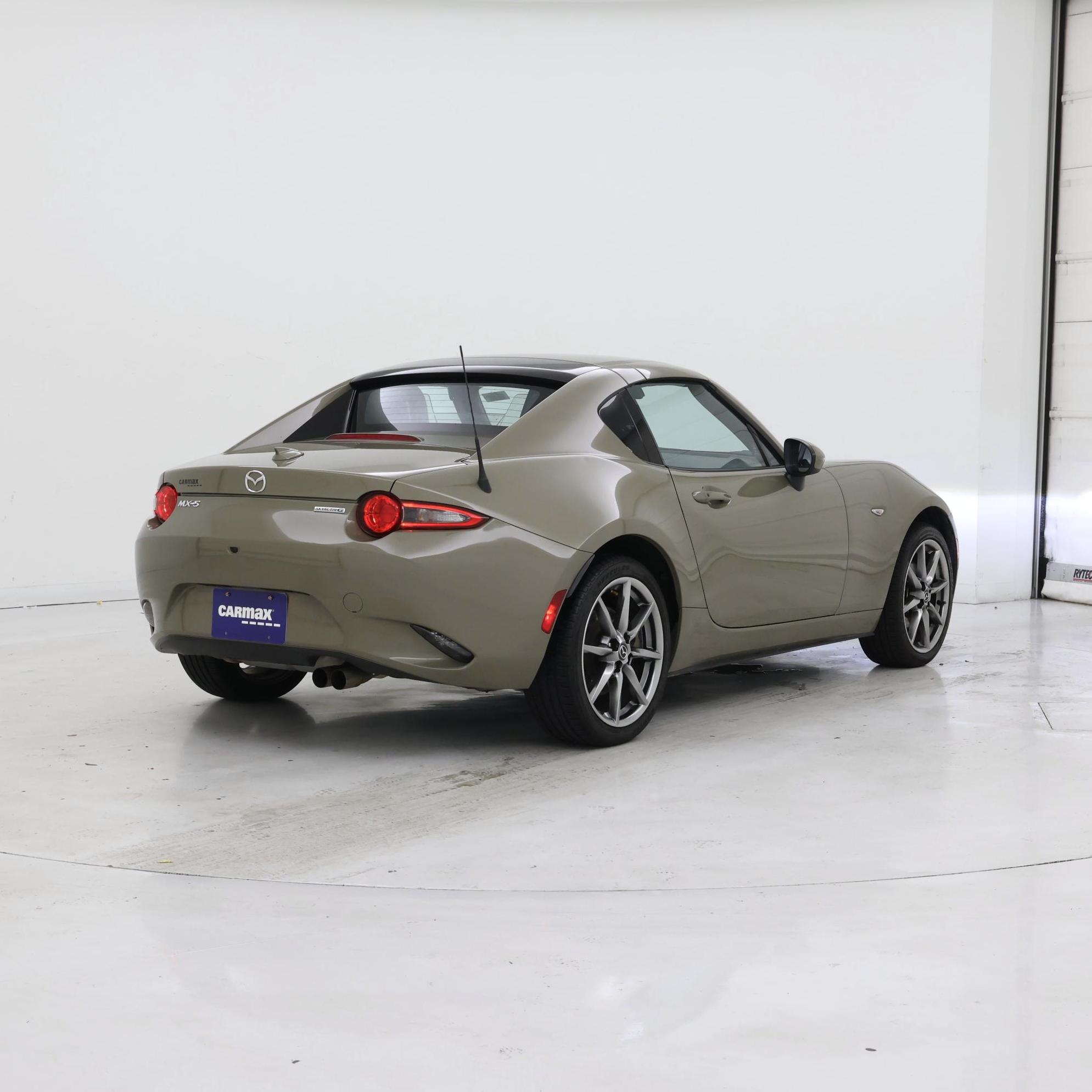 Thumbnail: 2023 Mazda MX-5 Miata - 8