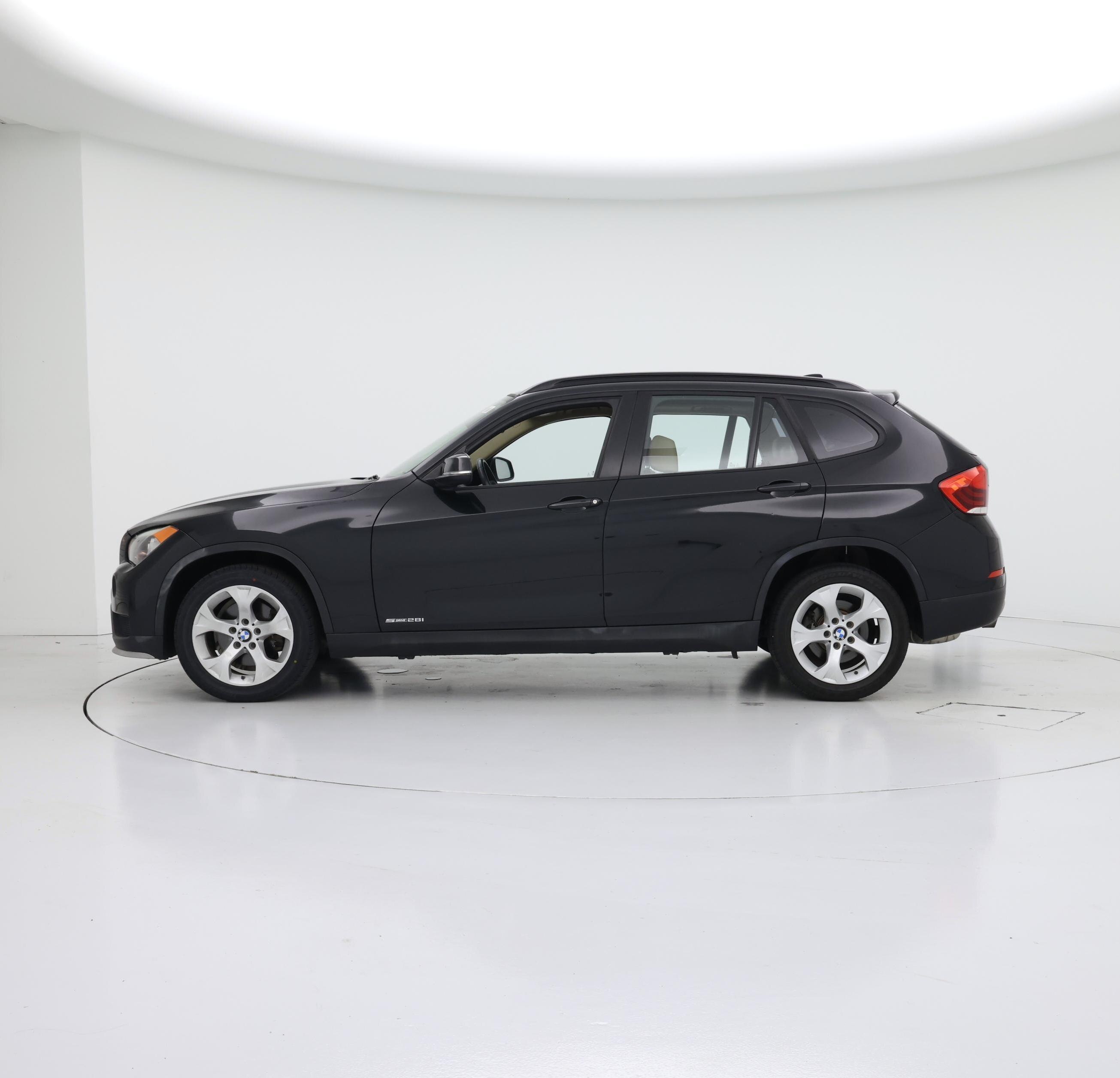 Thumbnail: 2015 BMW X1 - 3