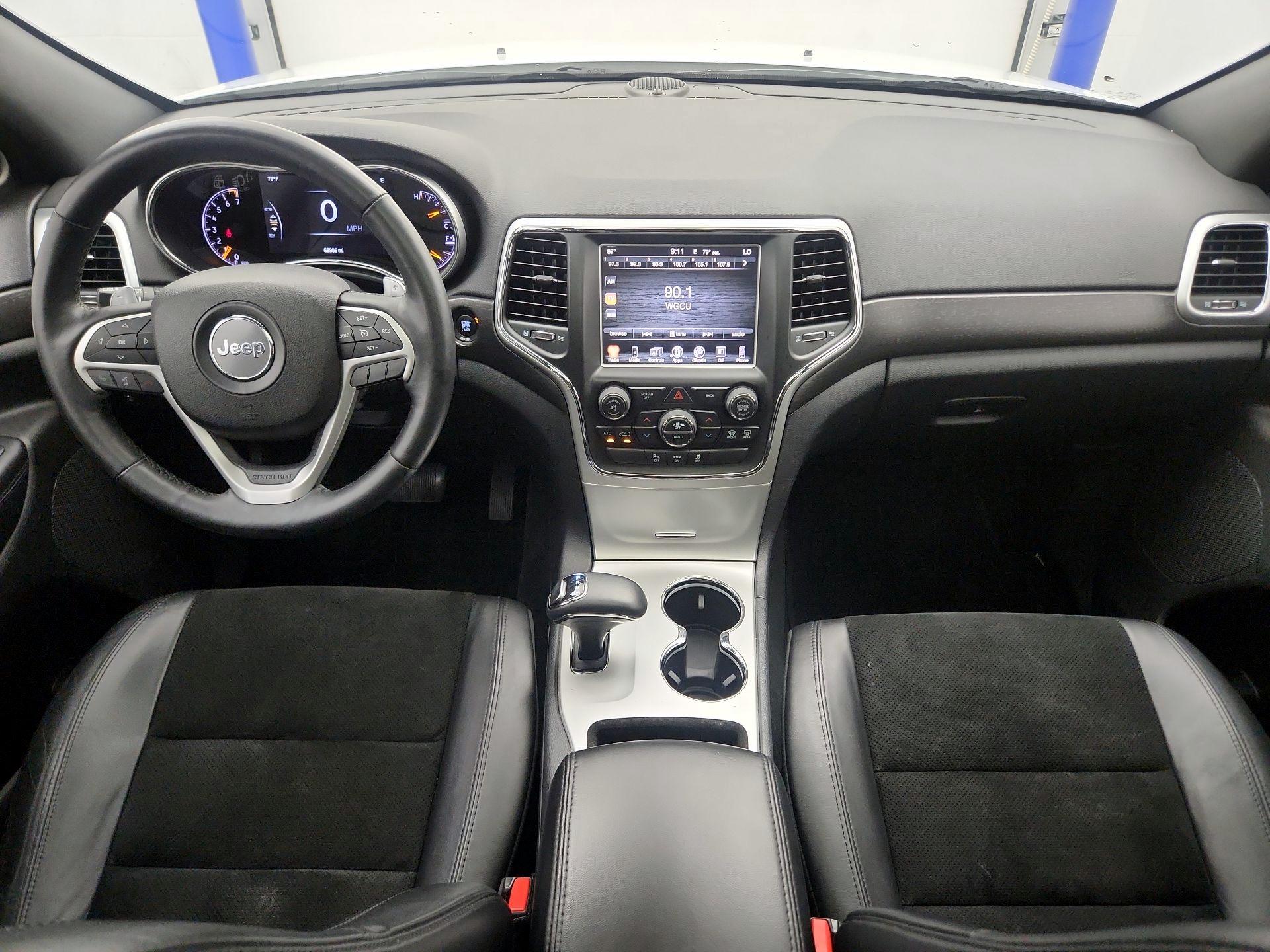 Thumbnail: 2015 Jeep Grand Cherokee - 9