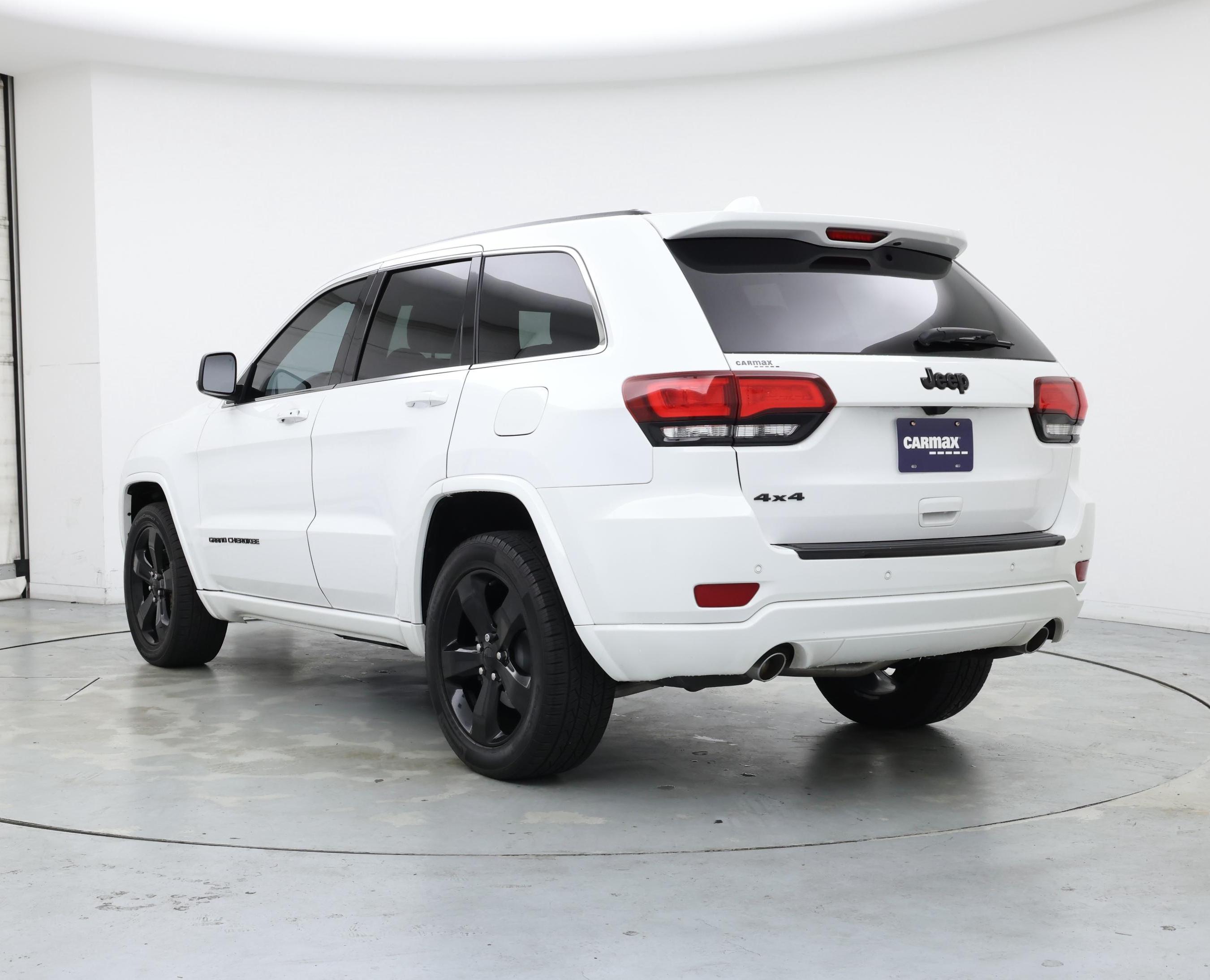 Thumbnail: 2015 Jeep Grand Cherokee - 2