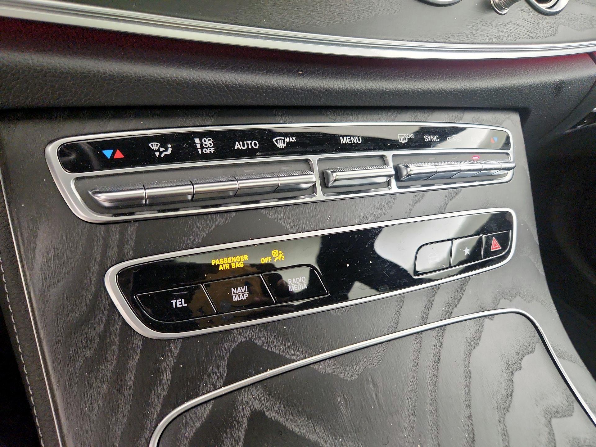 Thumbnail: 2022 Mercedes-Benz E-Class - 17