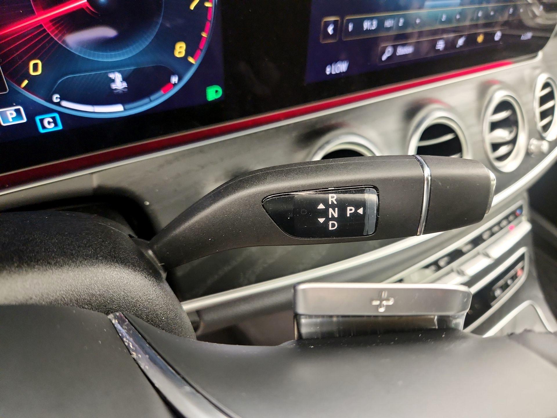 Thumbnail: 2022 Mercedes-Benz E-Class - 18