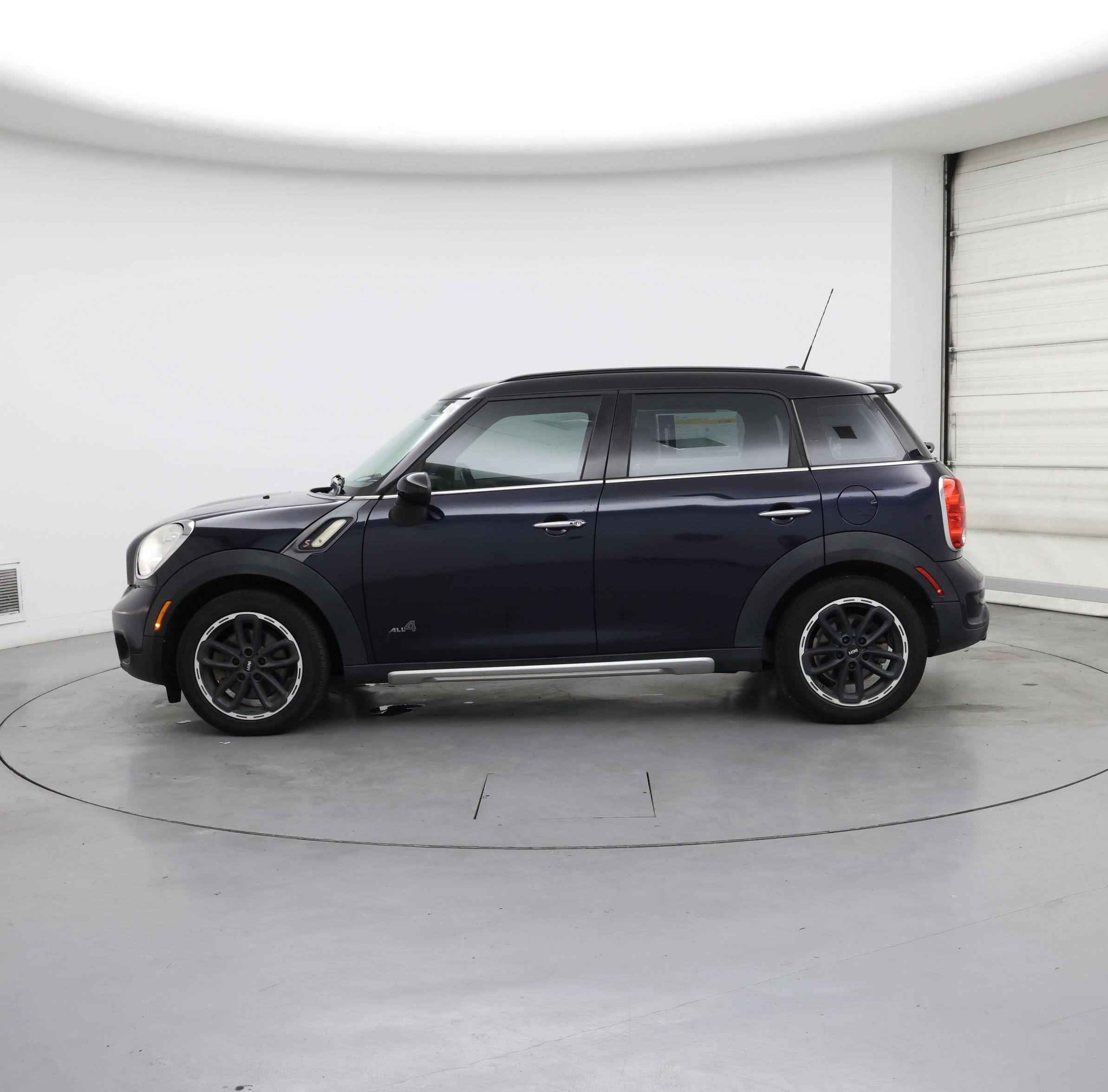 Thumbnail: 2015 MINI Cooper Countryman - 3