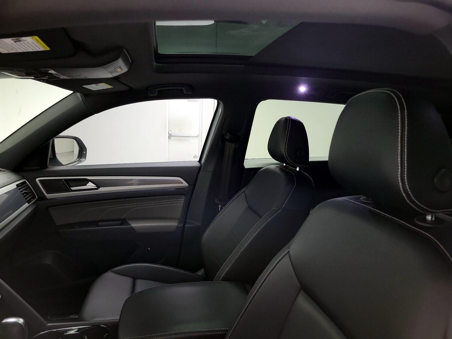 Thumbnail: 2021 Volkswagen Atlas - 20