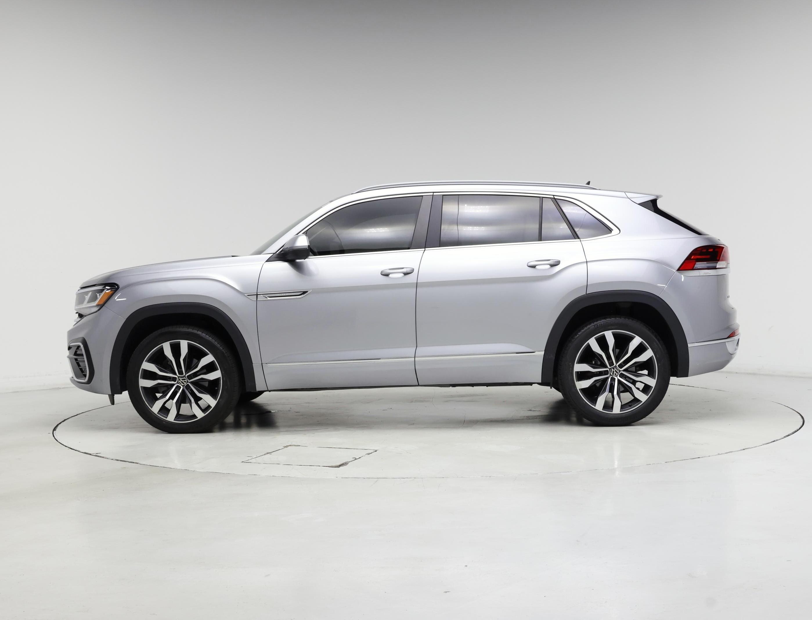 Thumbnail: 2021 Volkswagen Atlas - 3