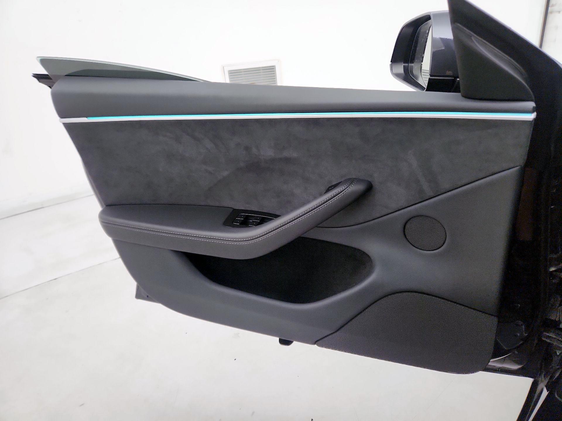 Thumbnail: 2024 Tesla Model 3 - 12