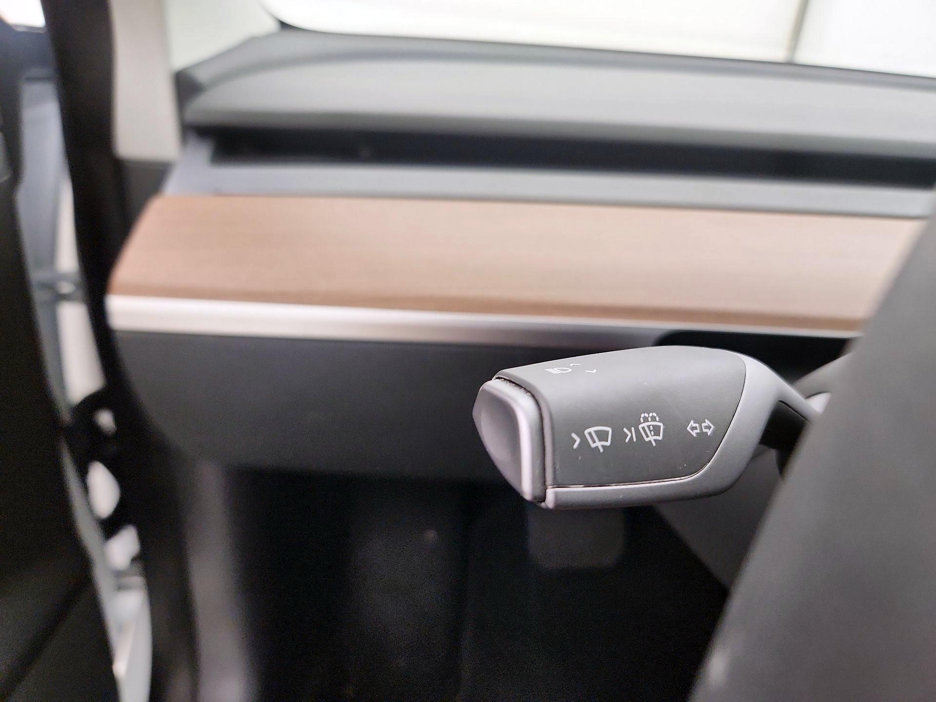 Thumbnail: 2023 Tesla Model 3 - 13