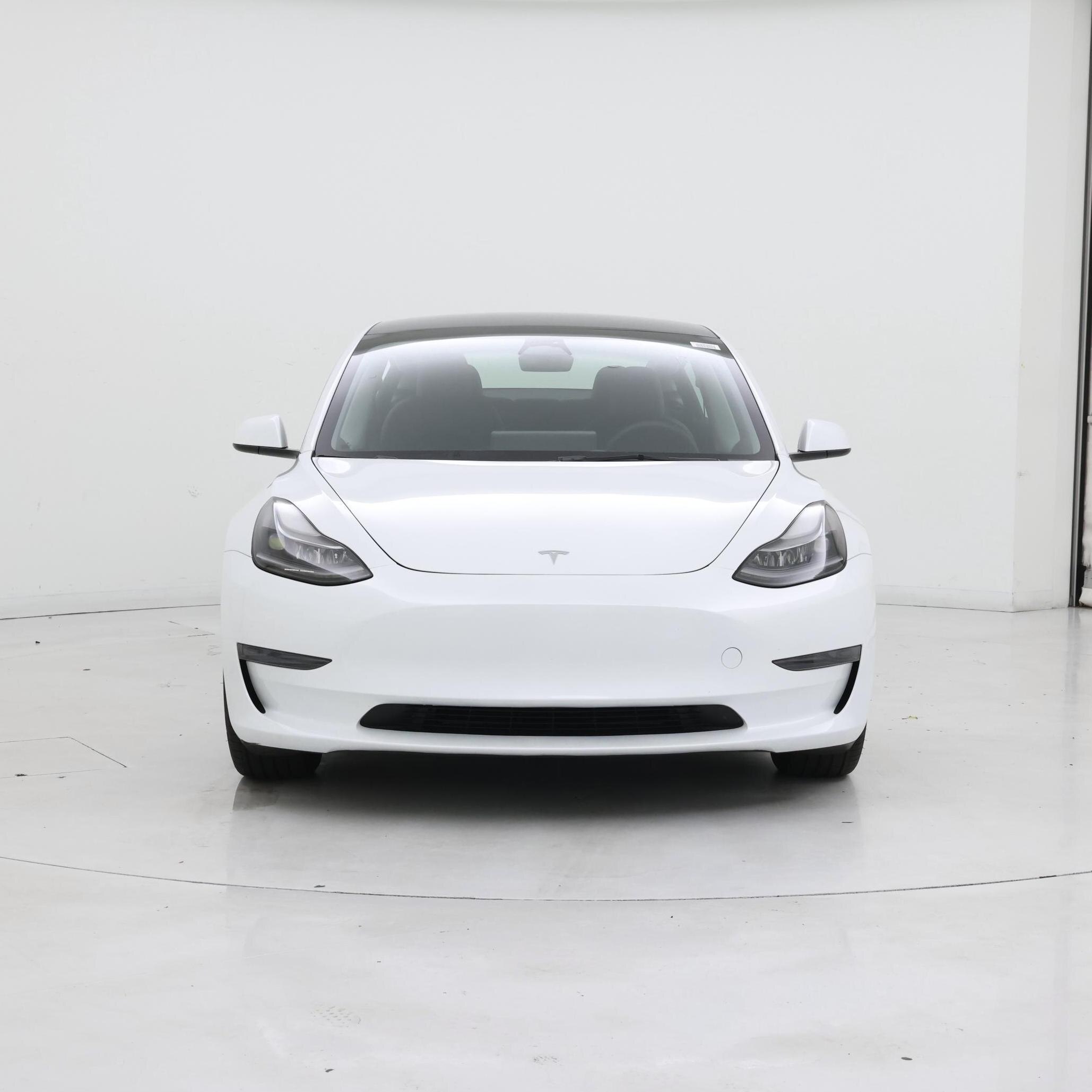 Thumbnail: 2023 Tesla Model 3 - 5