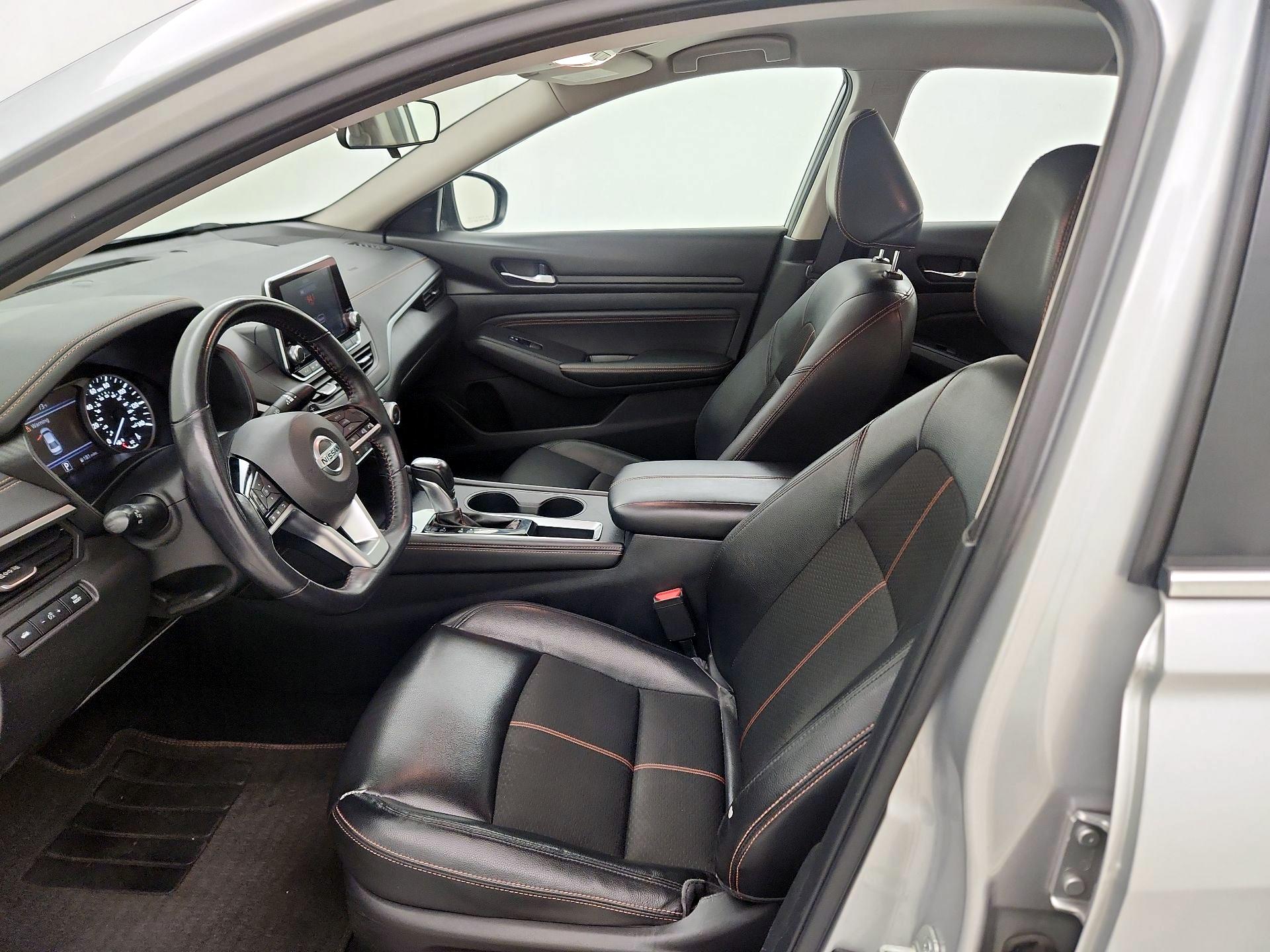Thumbnail: 2019 Nissan Altima - 11