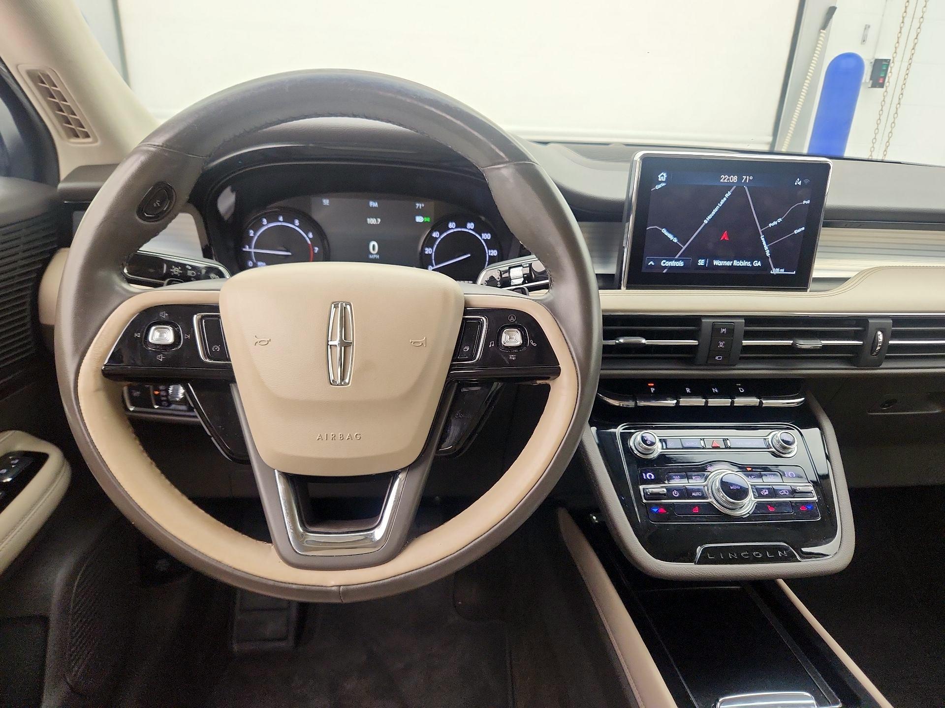 Thumbnail: 2020 Lincoln Corsair - 10