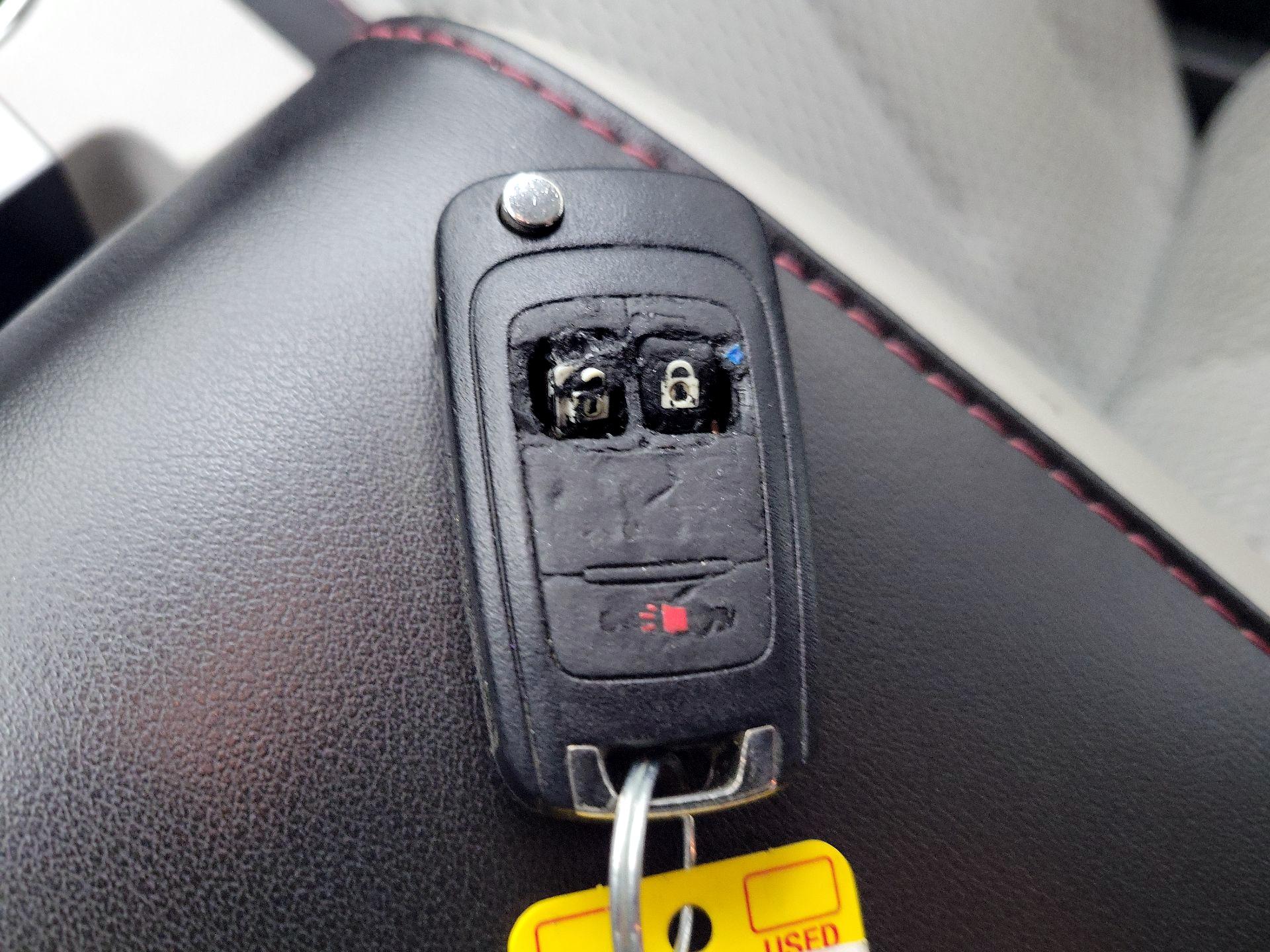 Thumbnail: 2014 Chevrolet Equinox - 20