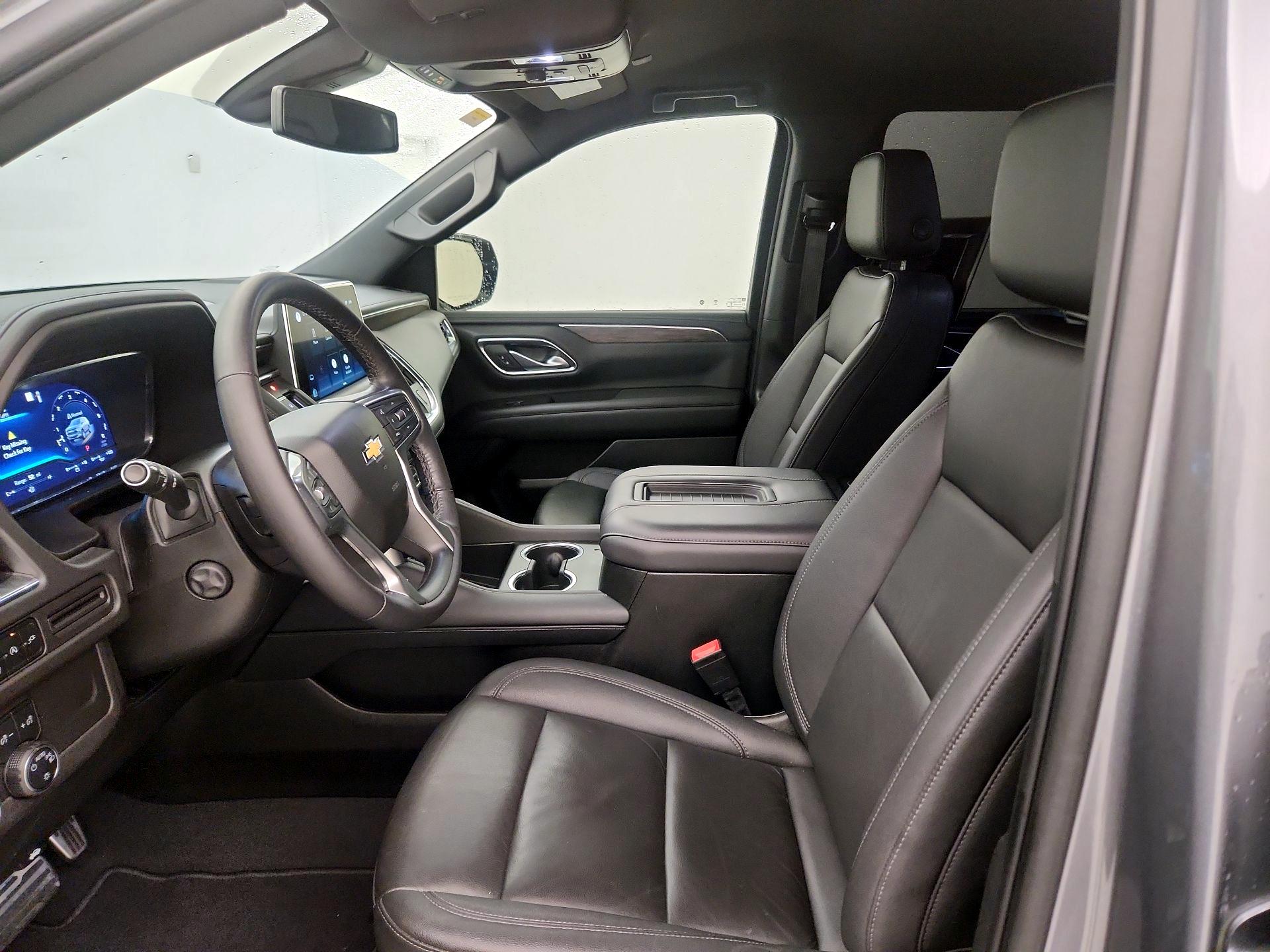Thumbnail: 2022 Chevrolet Suburban - 11