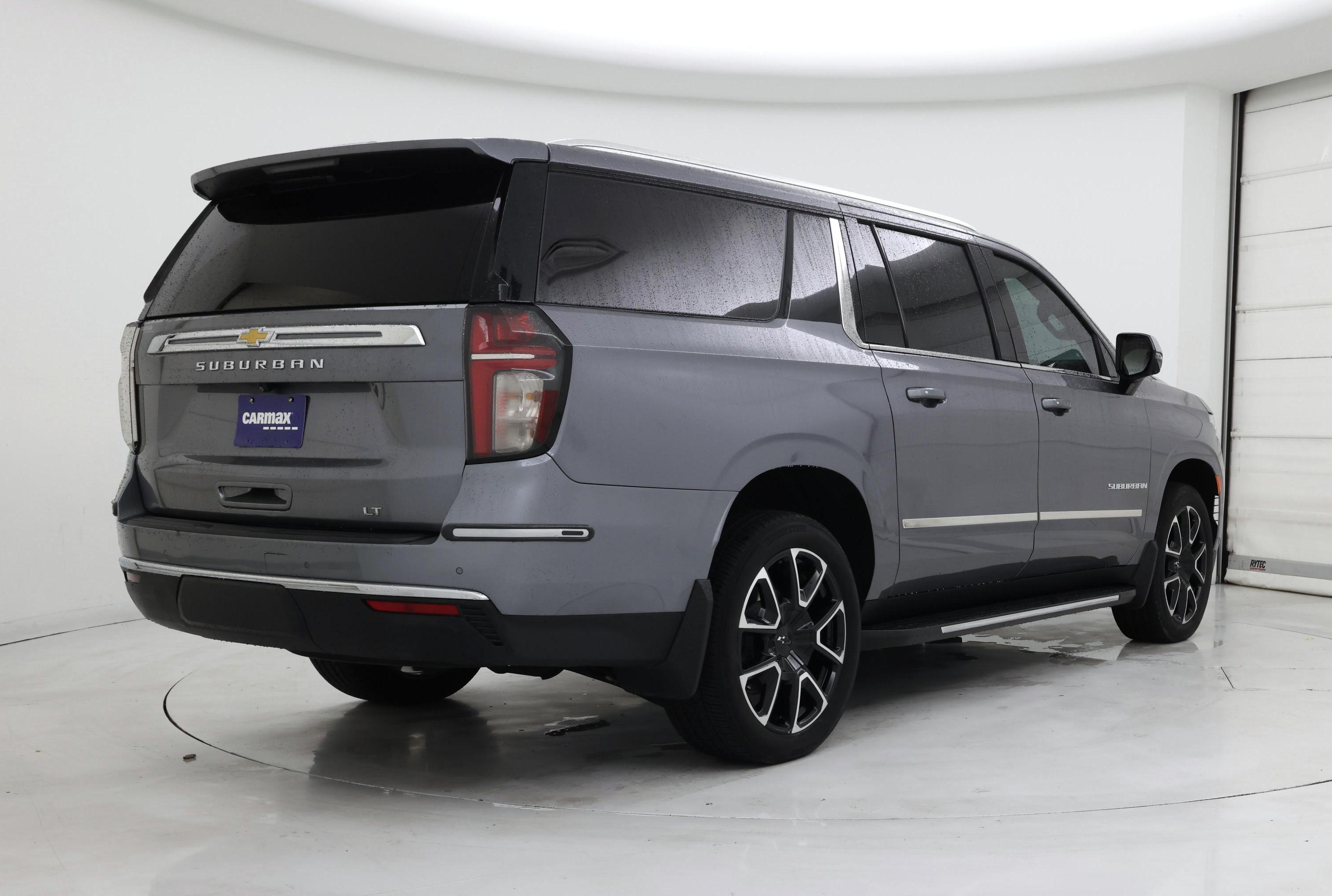 Thumbnail: 2022 Chevrolet Suburban - 8
