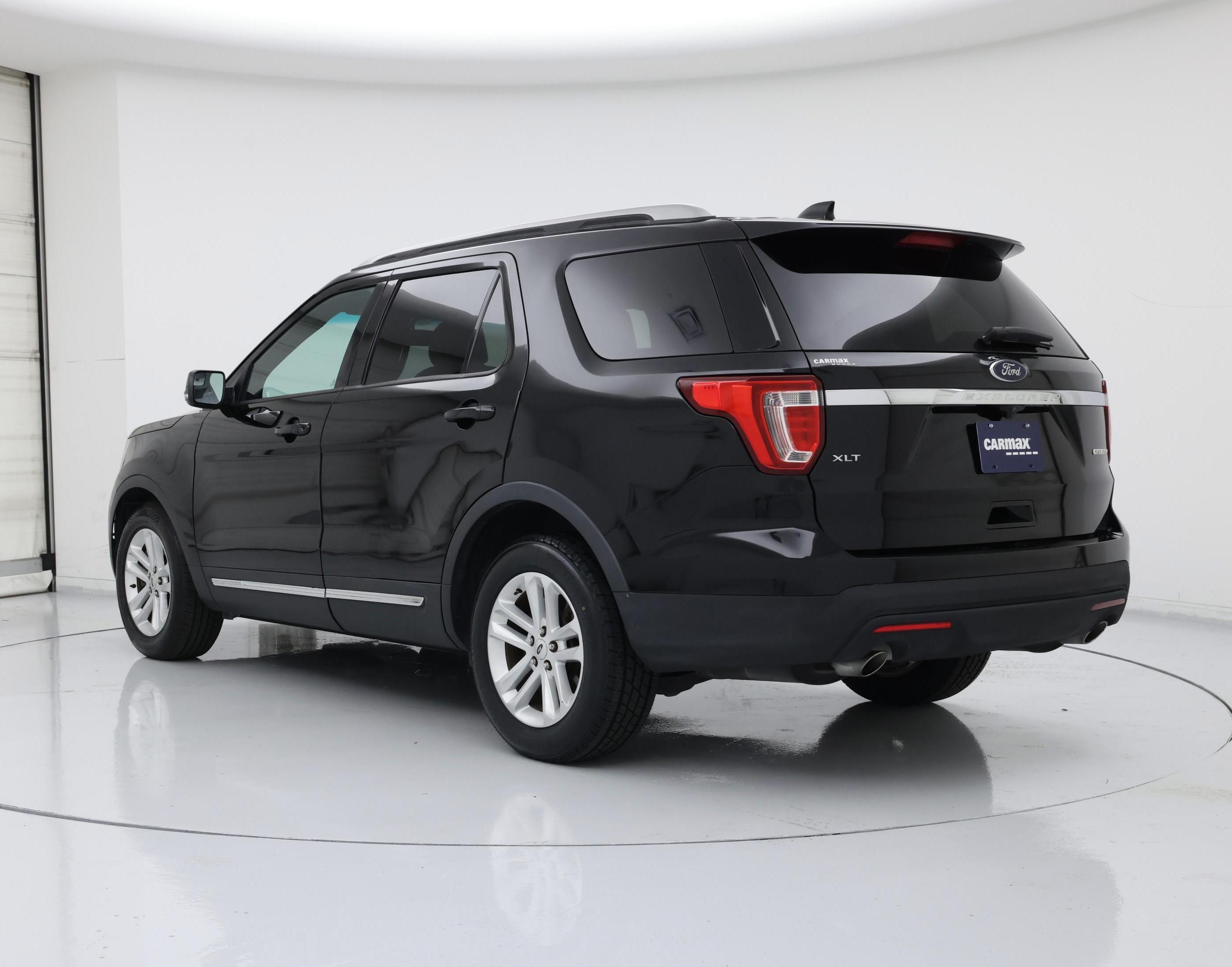 Thumbnail: 2016 Ford Explorer - 2