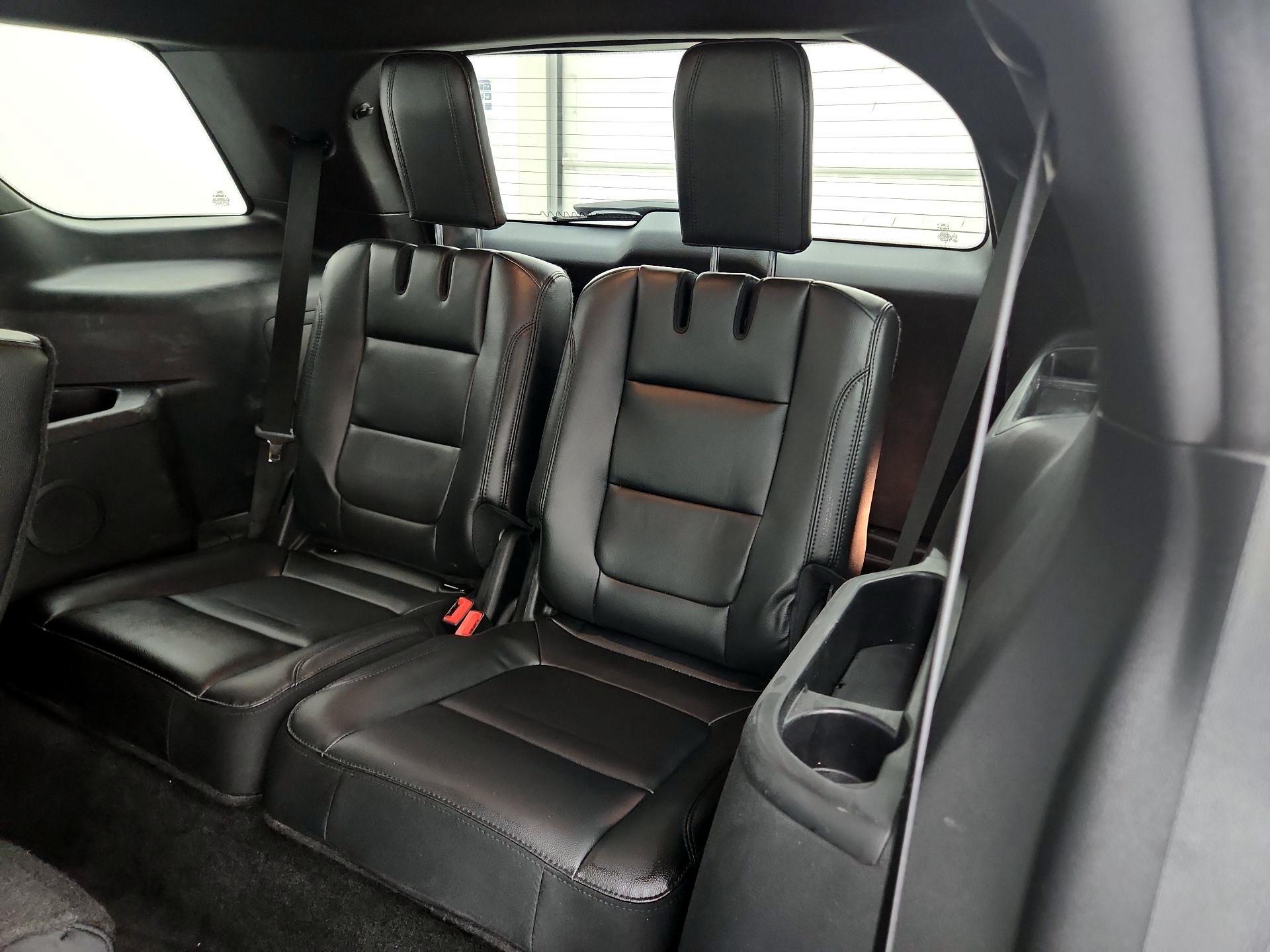 Thumbnail: 2016 Ford Explorer - 20