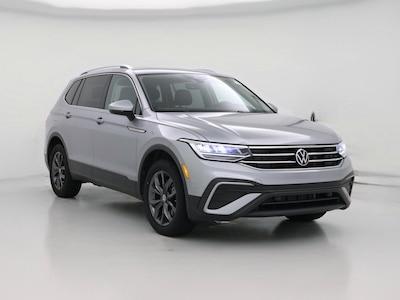 Silver 2023 Volkswagen Tiguan SE