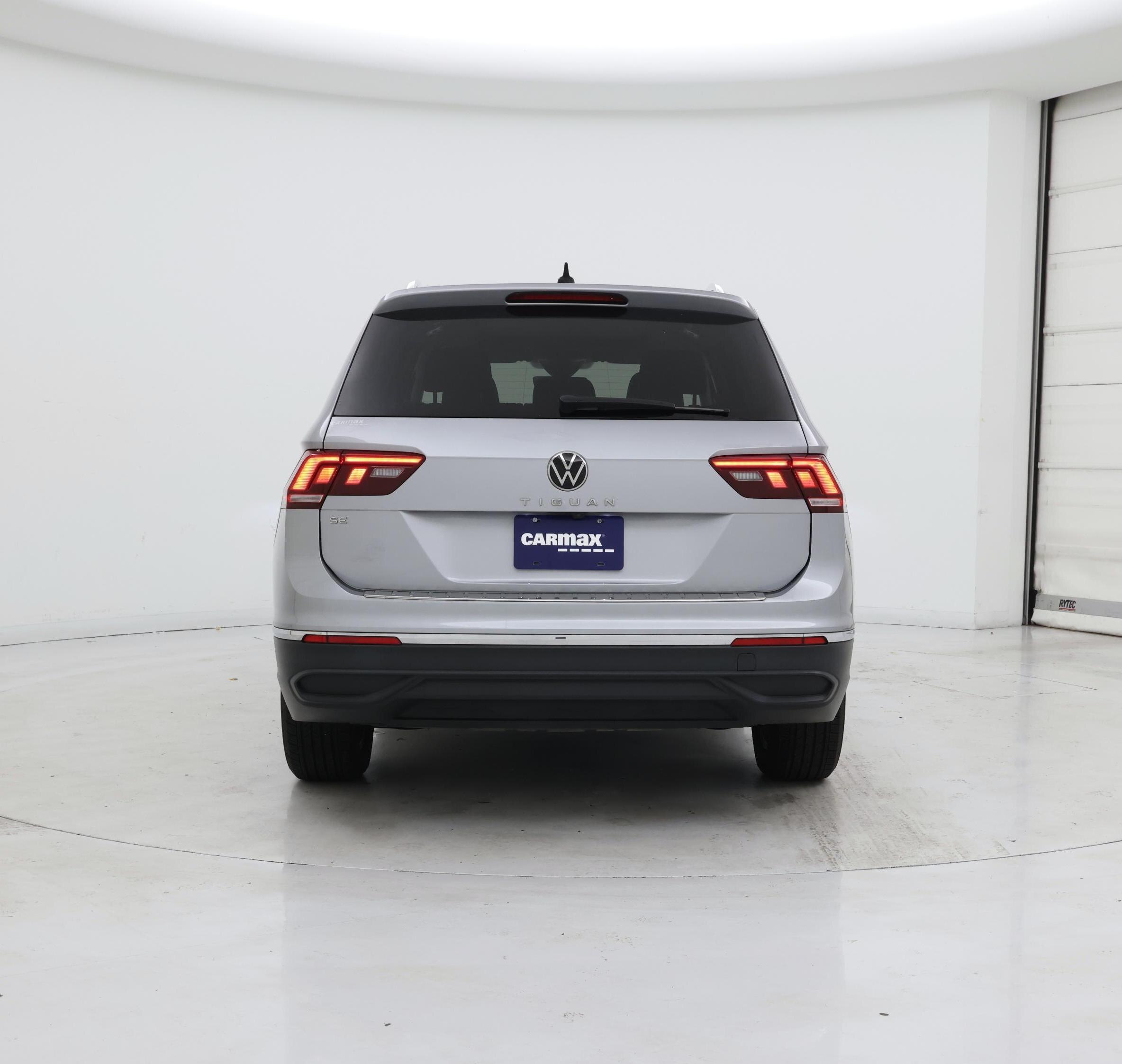 Thumbnail: 2023 Volkswagen Tiguan - 6