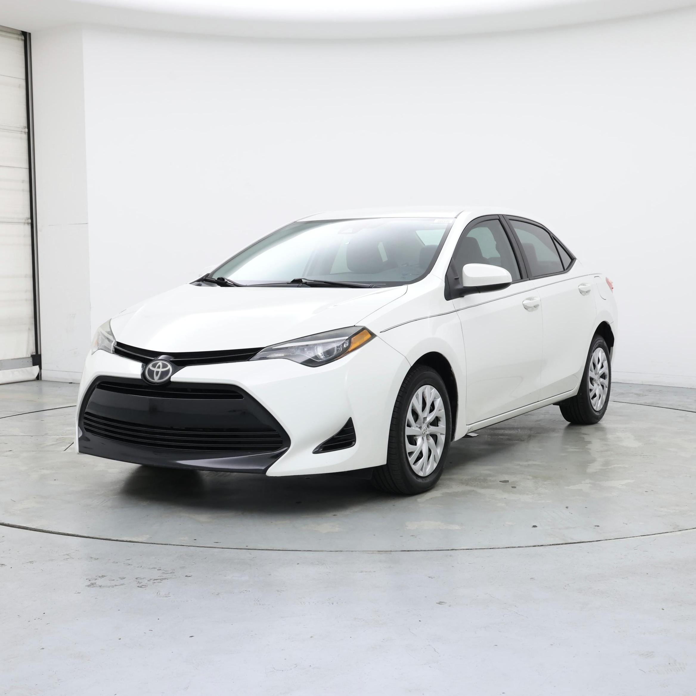 Thumbnail: 2018 Toyota Corolla - 4
