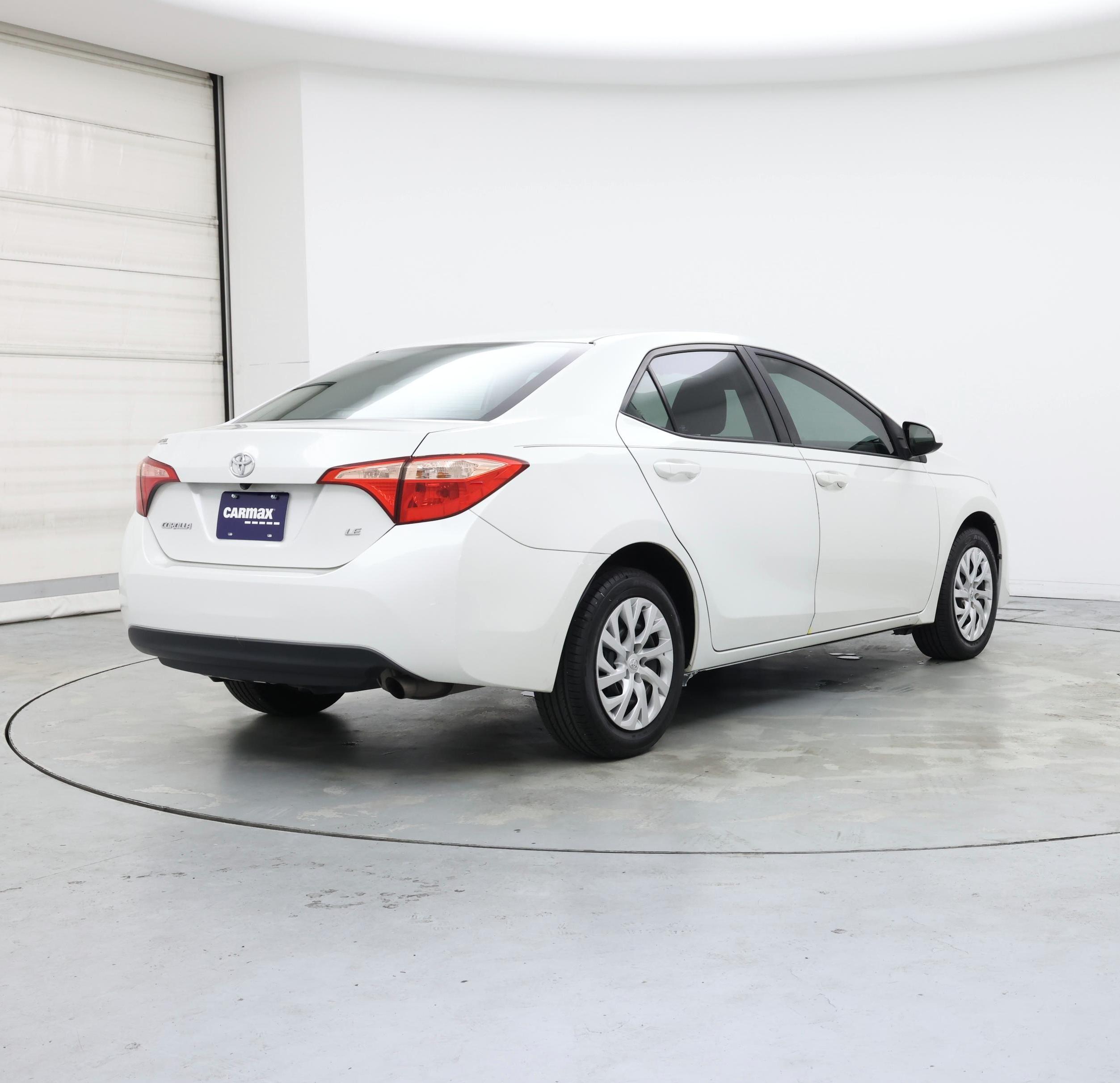 Thumbnail: 2018 Toyota Corolla - 8