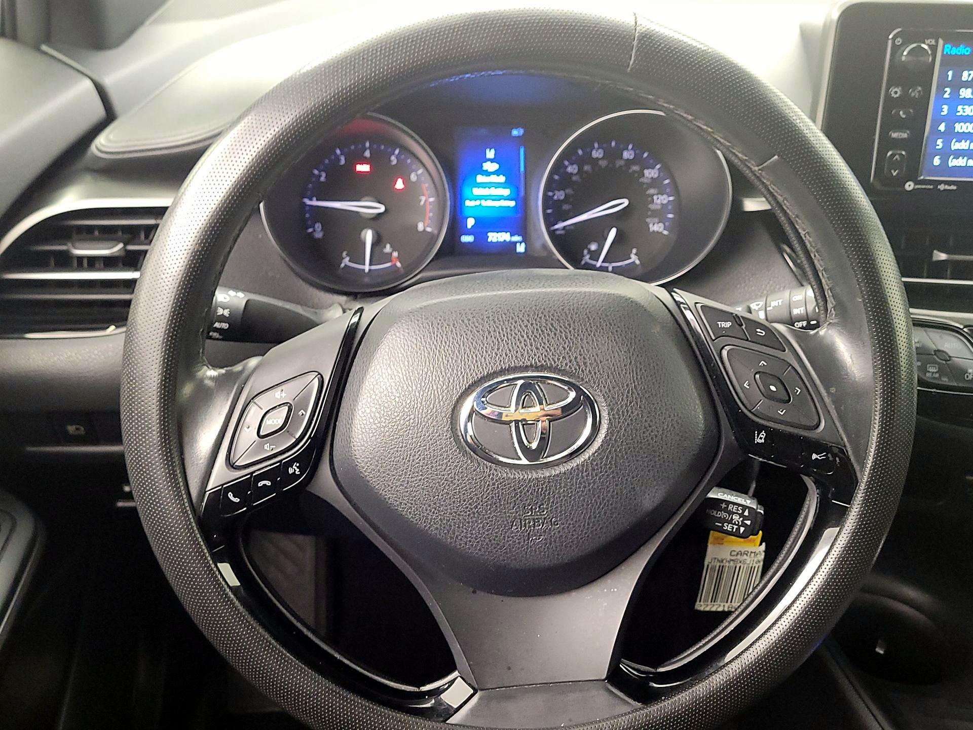 Thumbnail: 2018 Toyota C-HR - 10