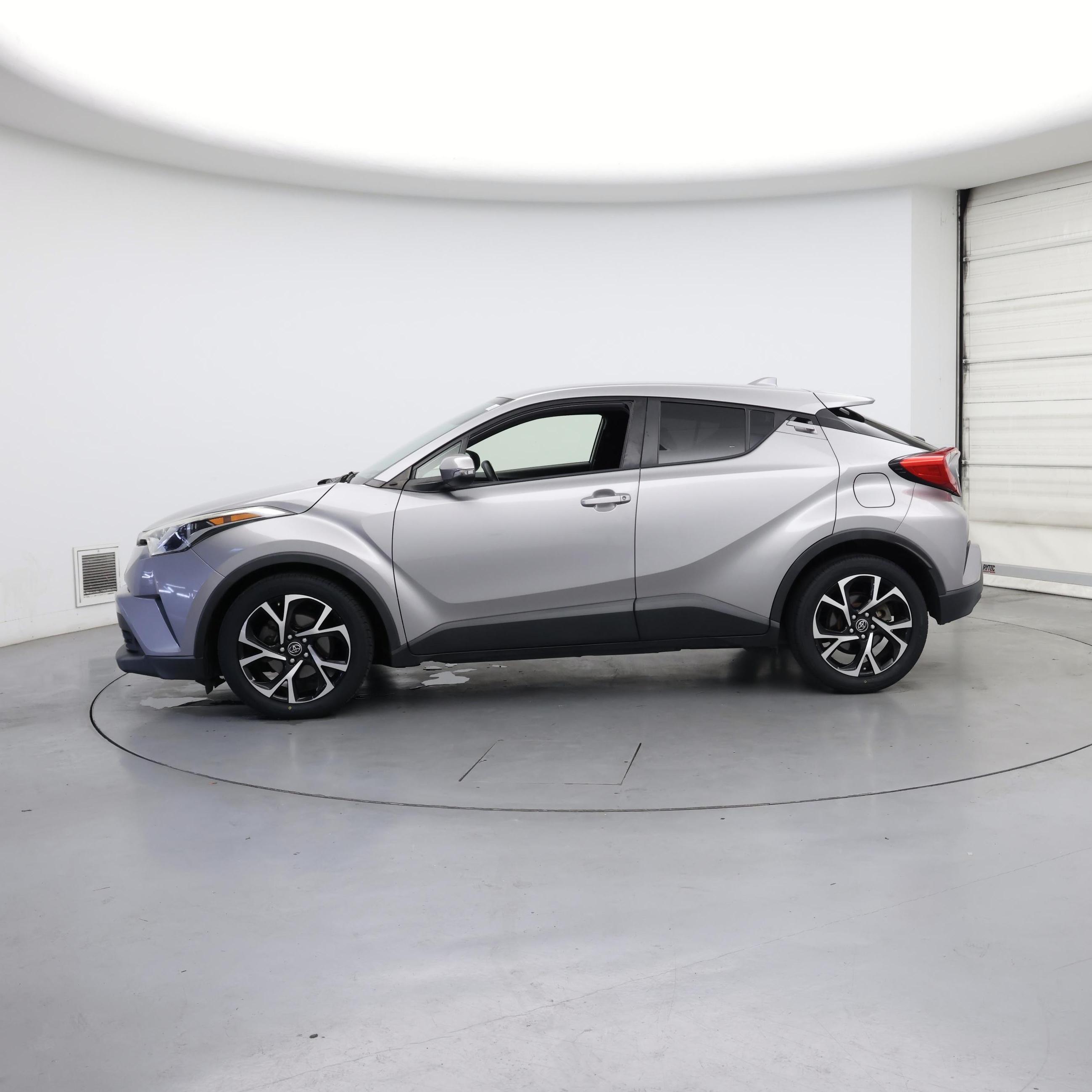 Thumbnail: 2018 Toyota C-HR - 3