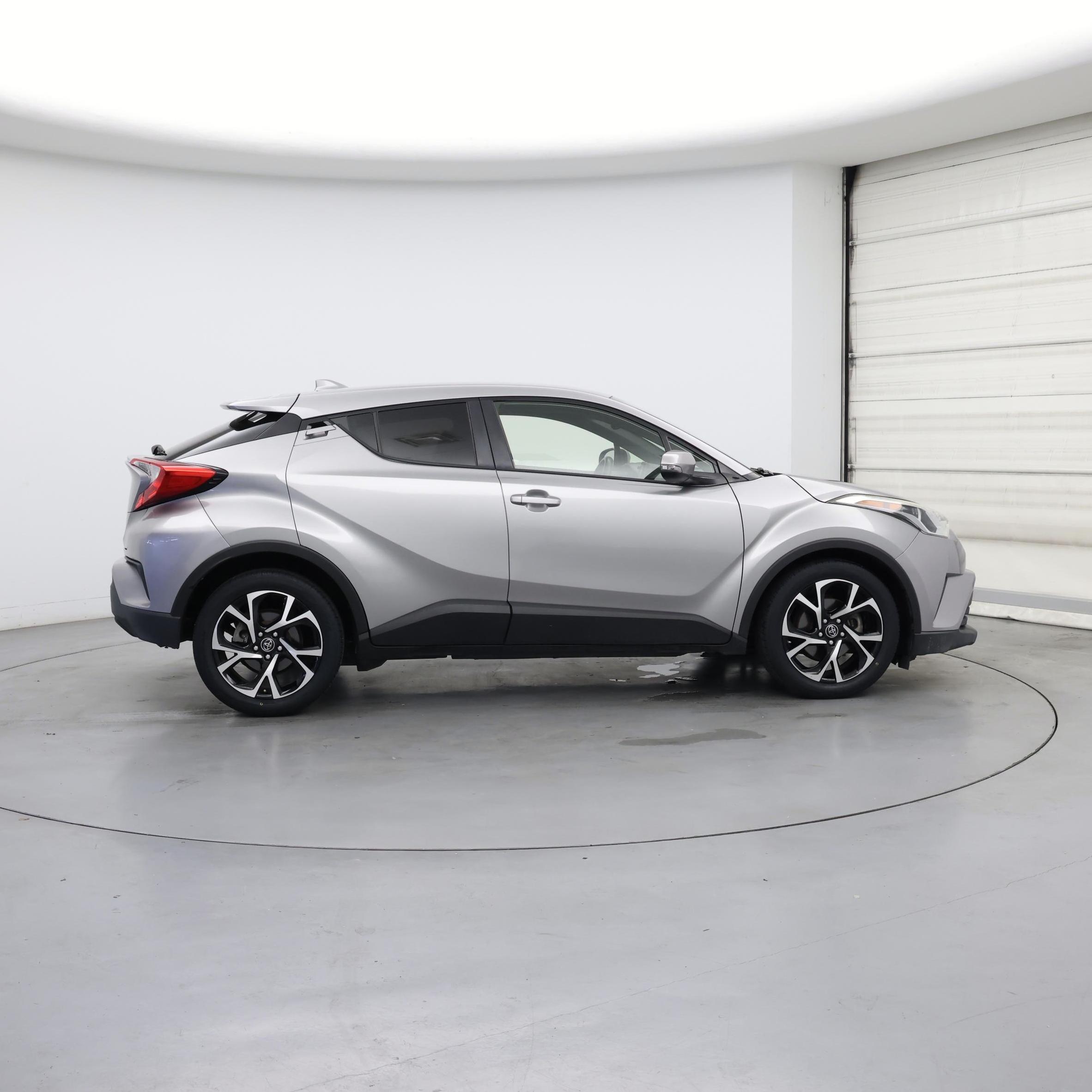 Thumbnail: 2018 Toyota C-HR - 7