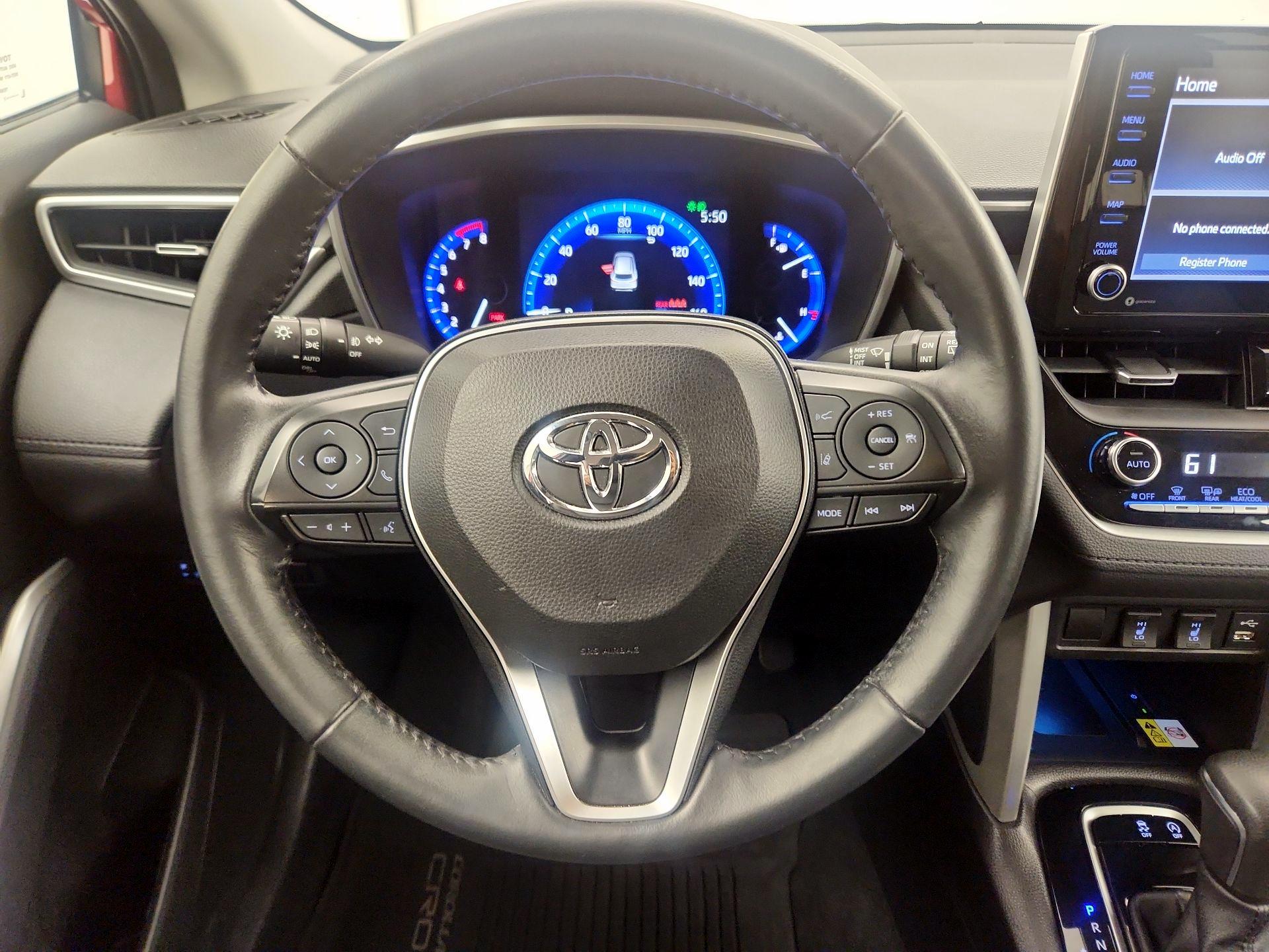 Thumbnail: 2022 Toyota Corolla Cross - 10