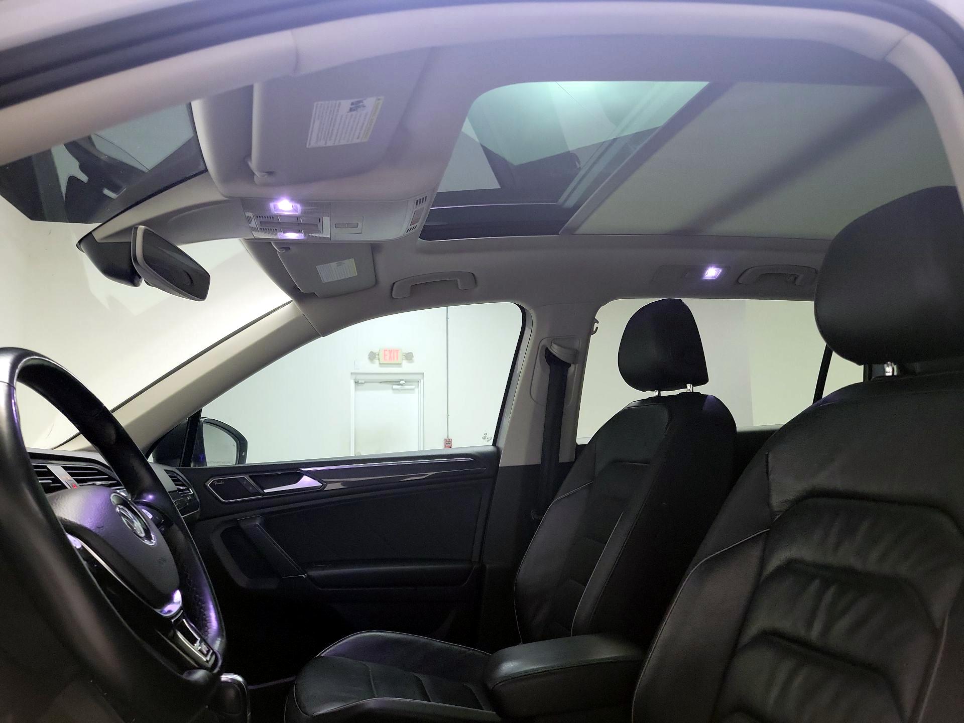 Thumbnail: 2018 Volkswagen Tiguan - 20
