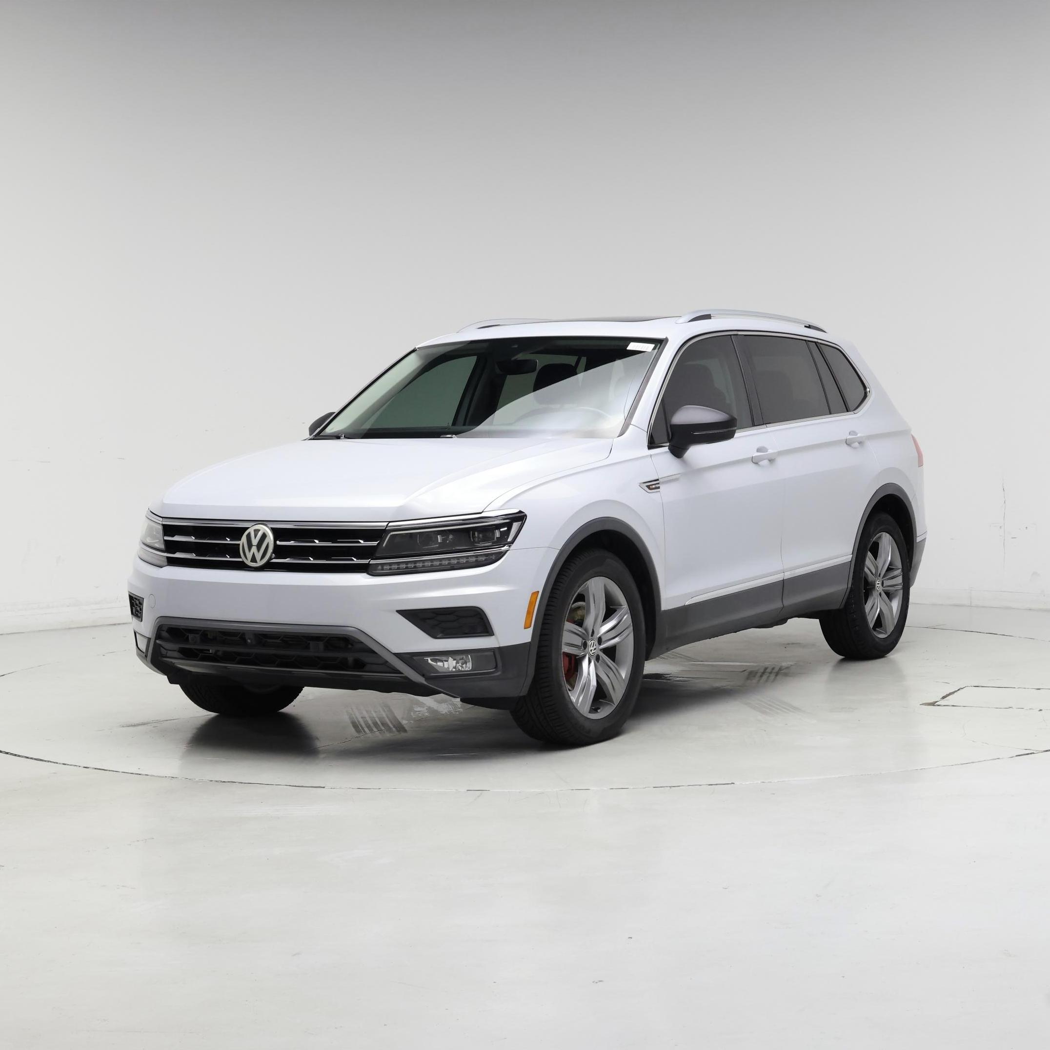 Thumbnail: 2018 Volkswagen Tiguan - 4