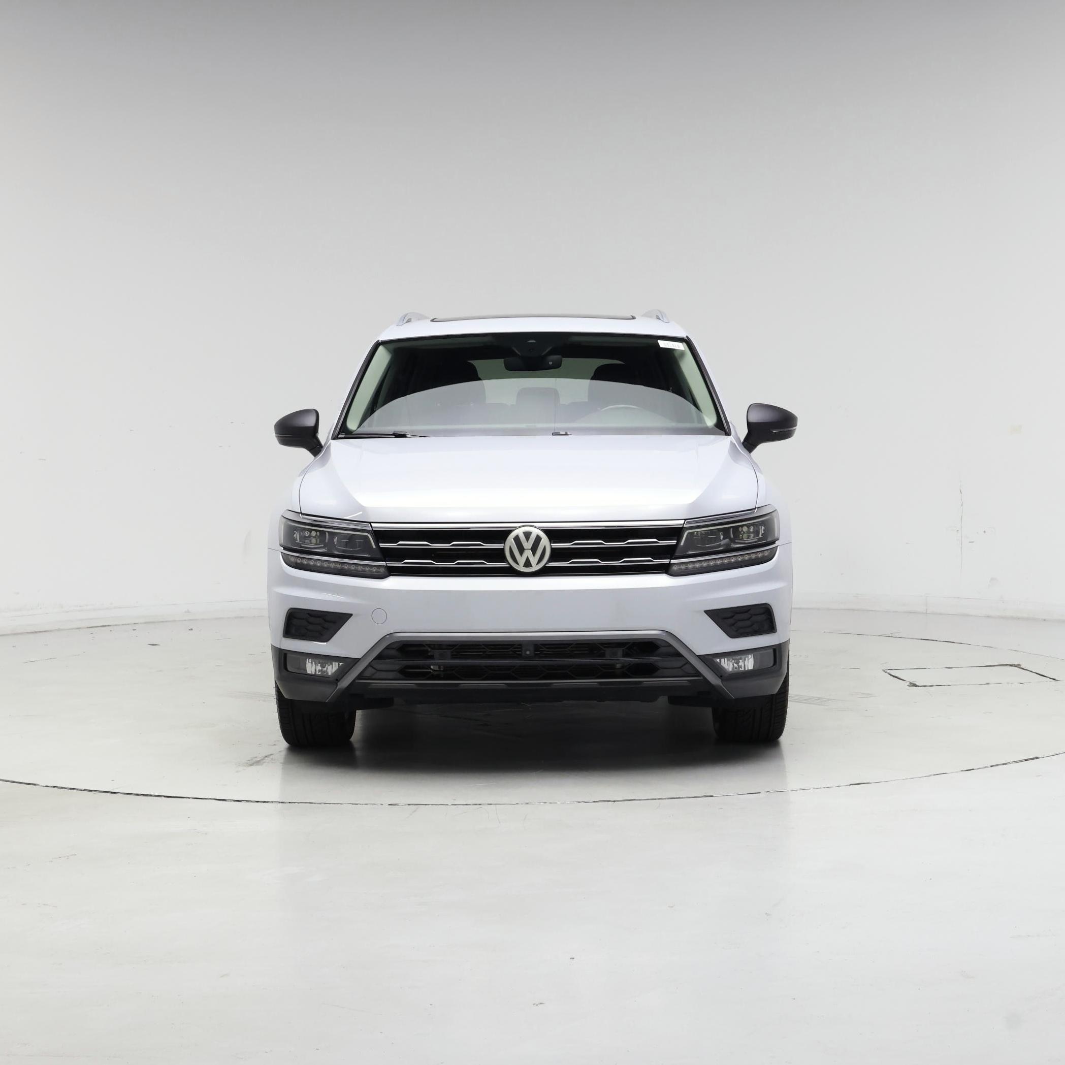 Thumbnail: 2018 Volkswagen Tiguan - 5