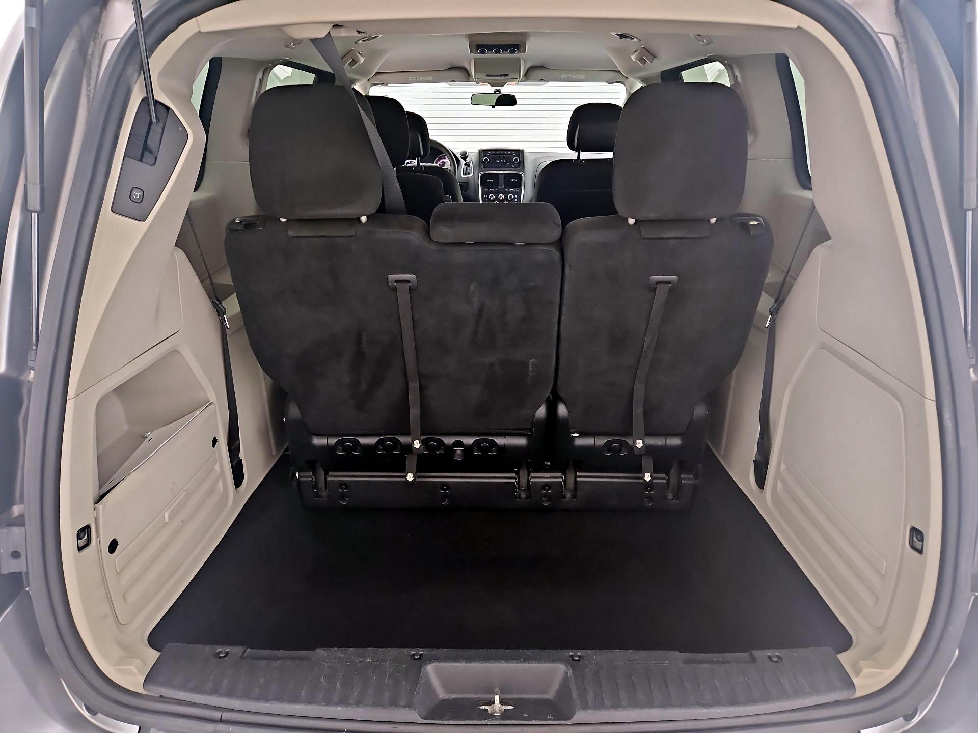 Thumbnail: 2016 Dodge Grand Caravan - 20