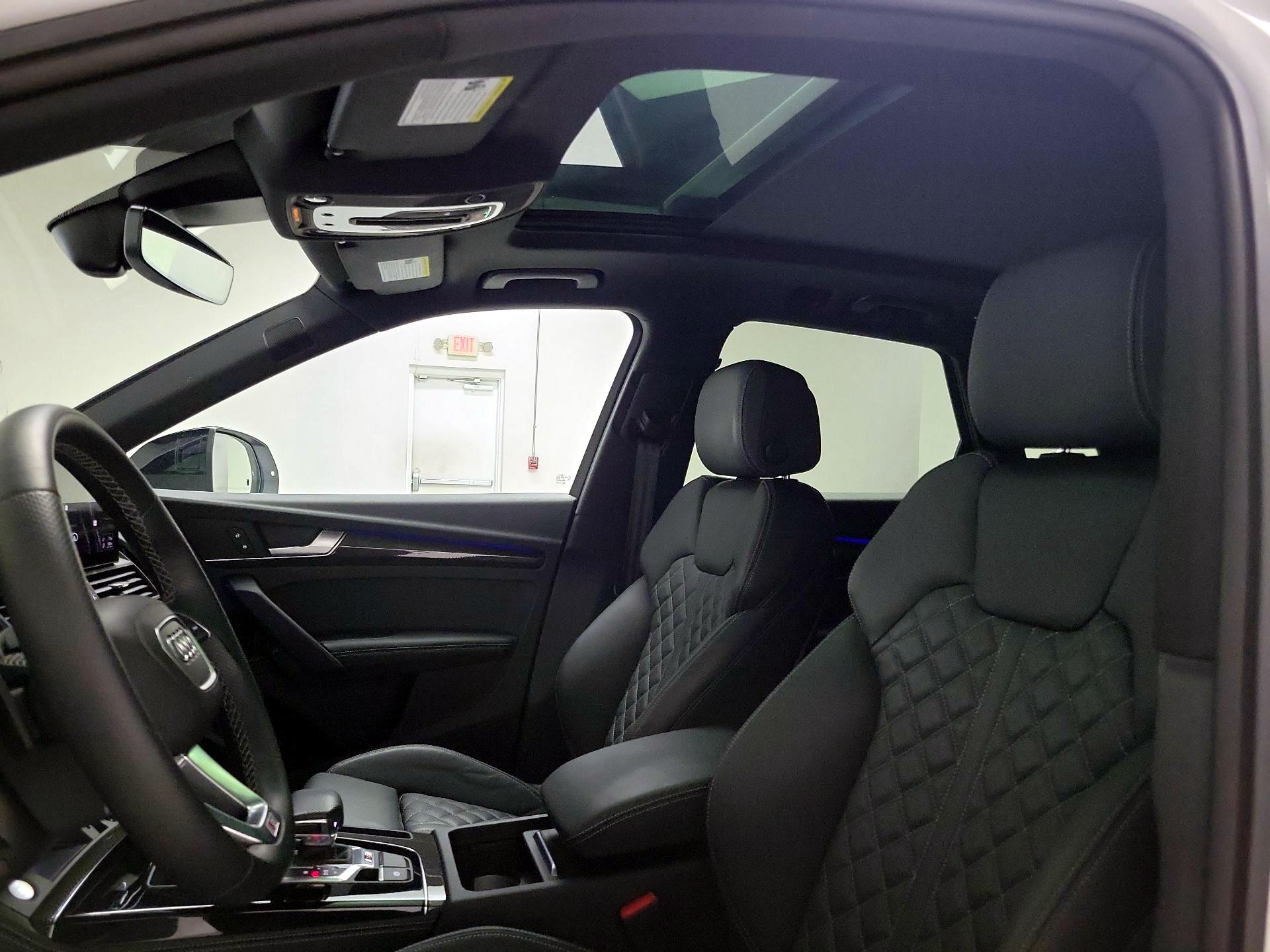 Thumbnail: 2021 Audi SQ5 - 20