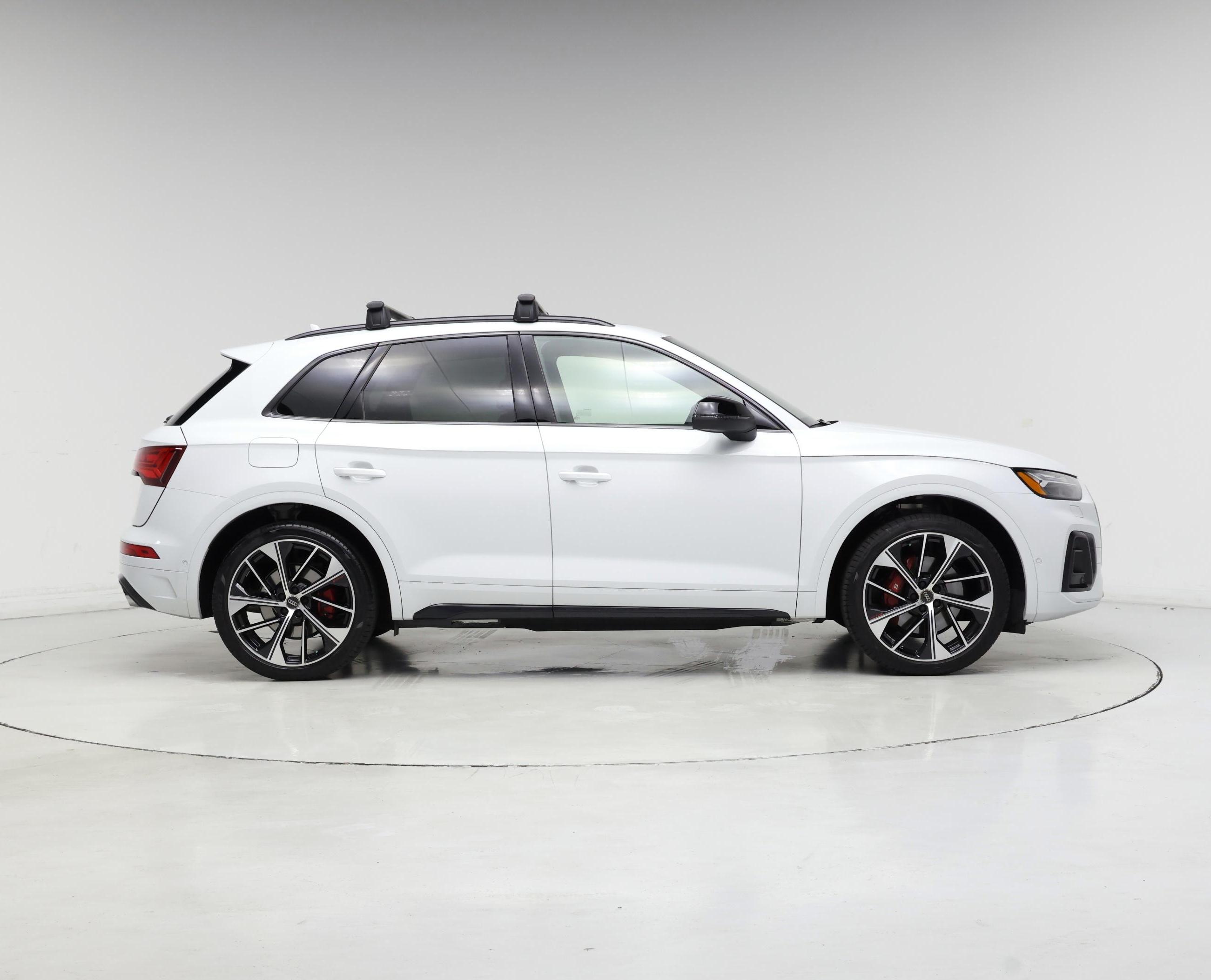 Thumbnail: 2021 Audi SQ5 - 7