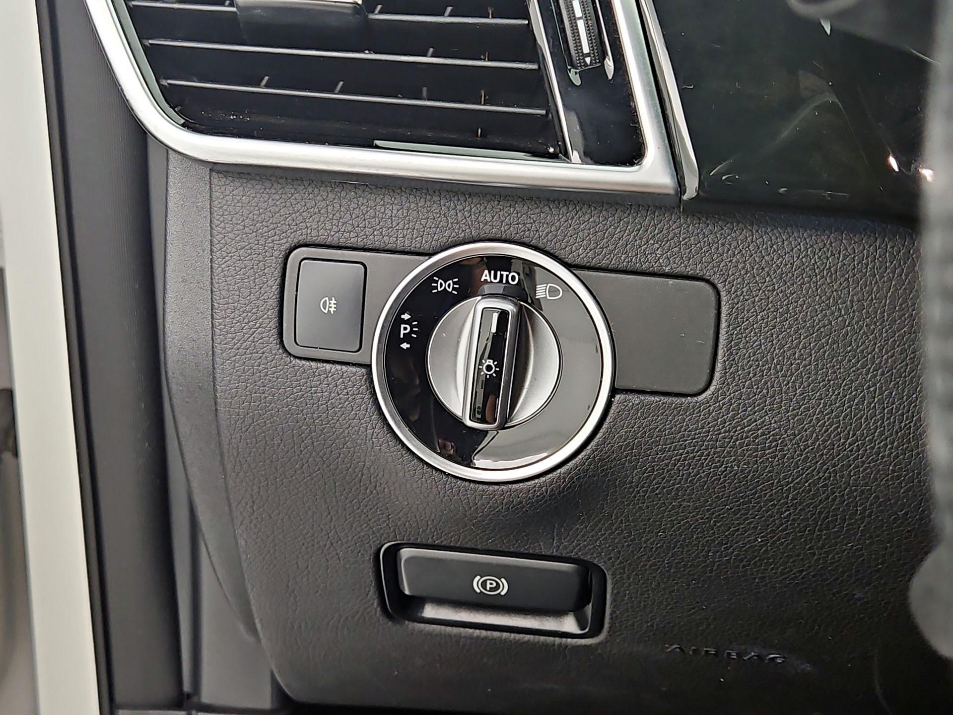 Thumbnail: 2019 Mercedes-Benz GLE - 13