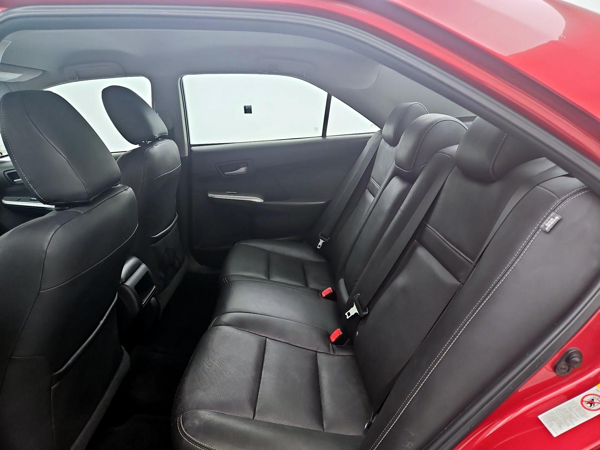Thumbnail: 2014 Toyota Camry - 18