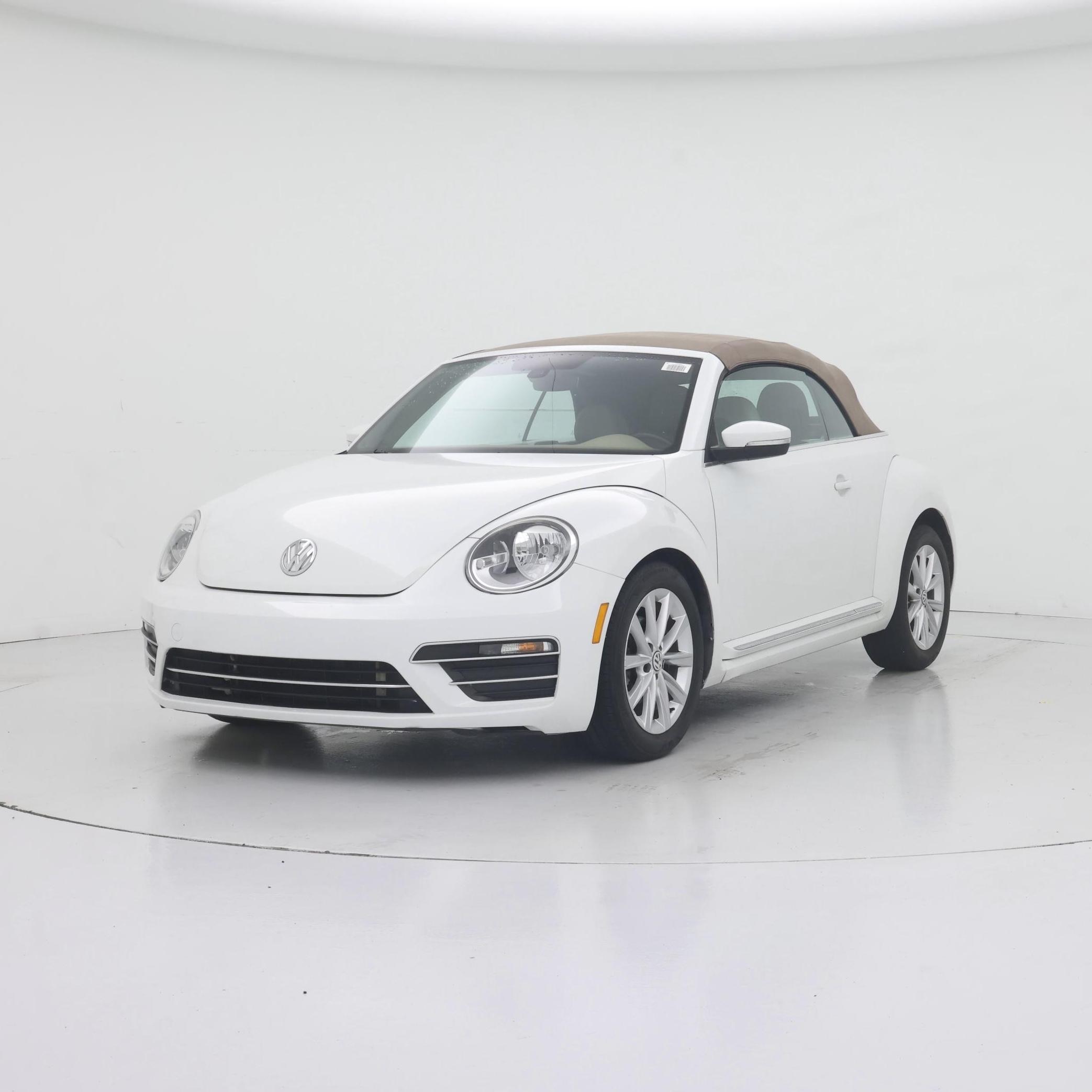 Thumbnail: 2018 Volkswagen Beetle - 4