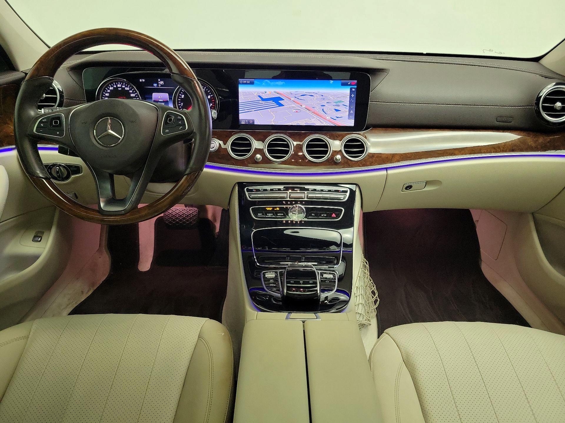 Thumbnail: 2017 Mercedes-Benz E-Class - 9