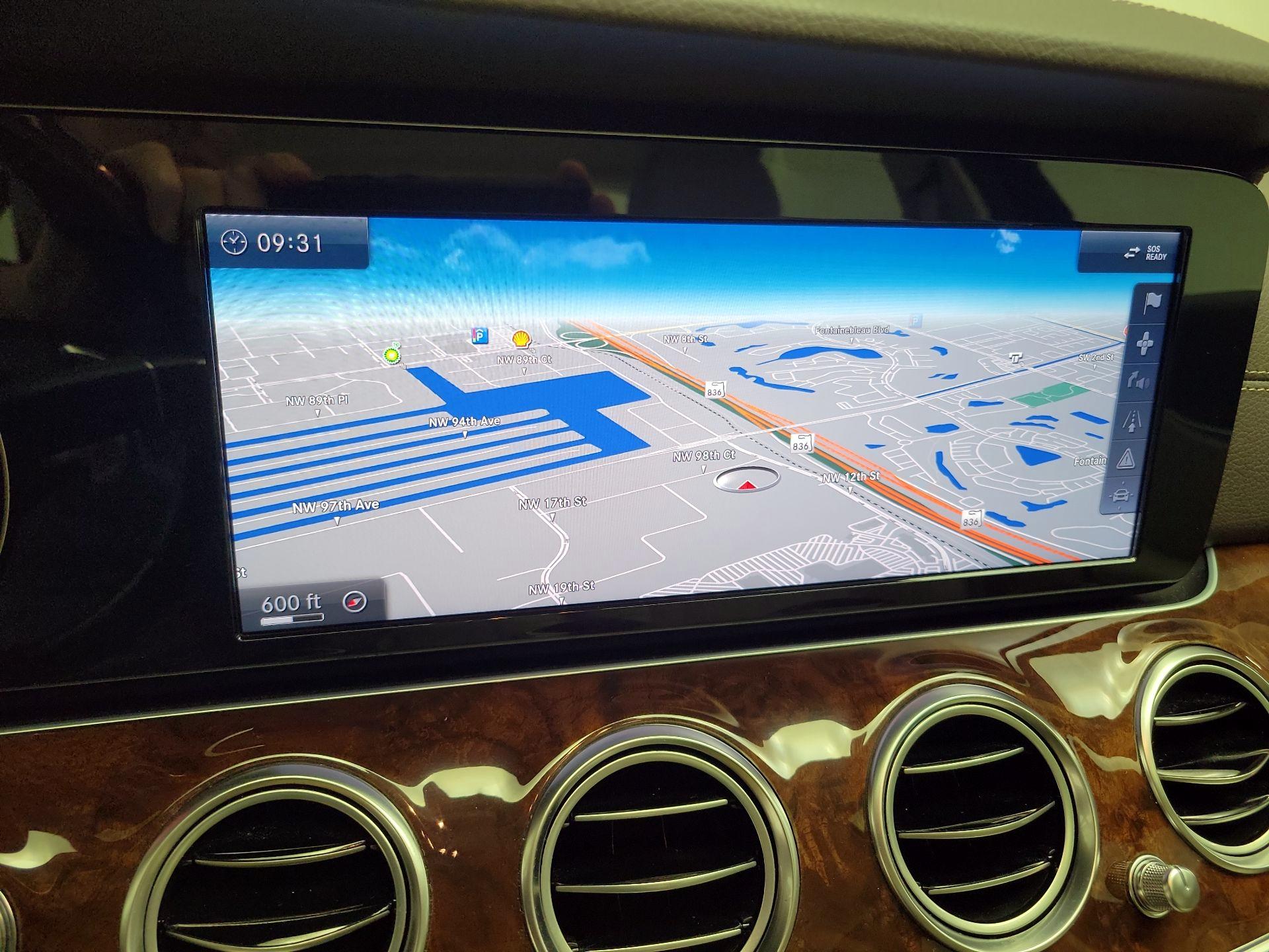 Thumbnail: 2017 Mercedes-Benz E-Class - 14