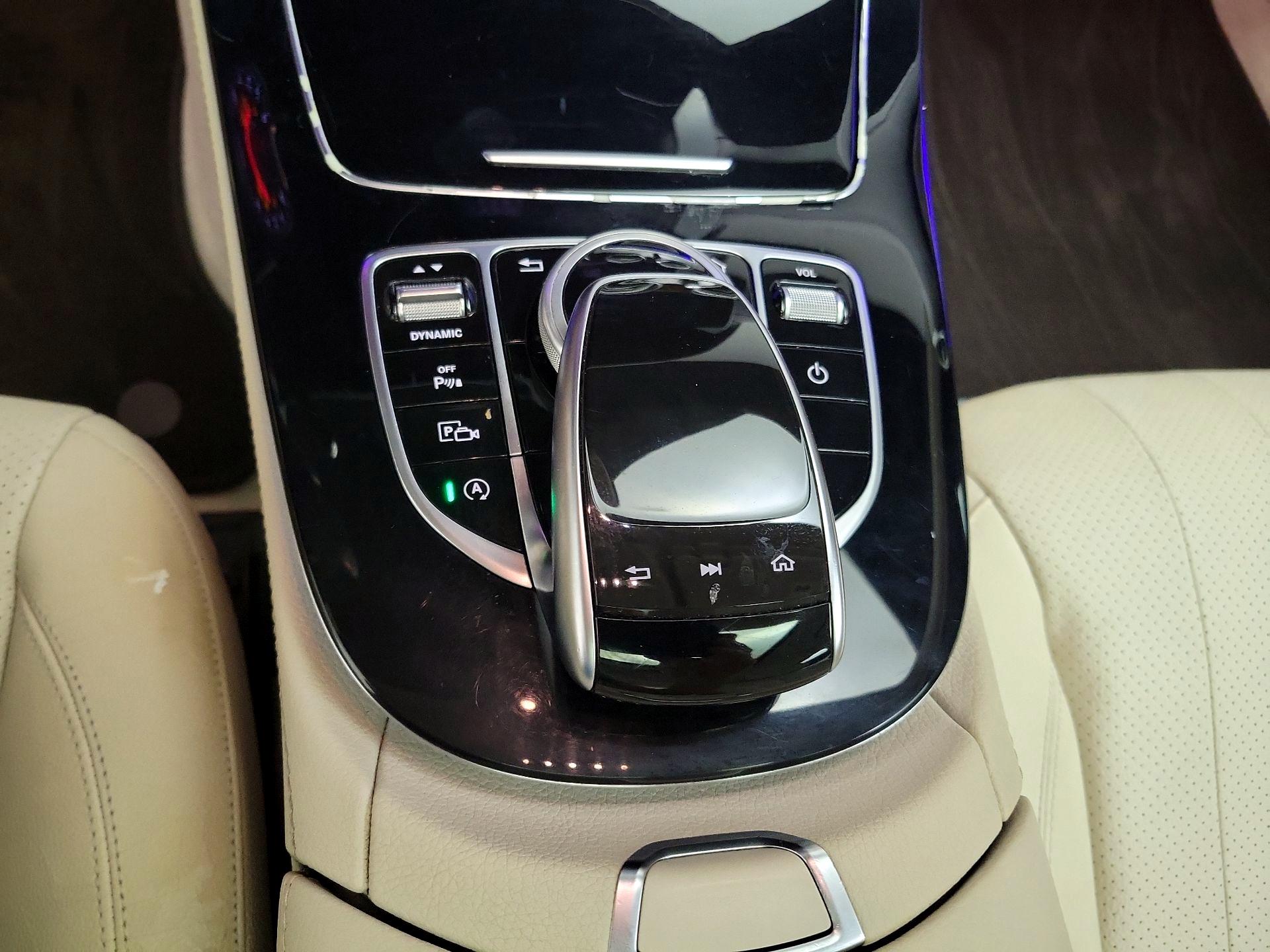 Thumbnail: 2017 Mercedes-Benz E-Class - 18