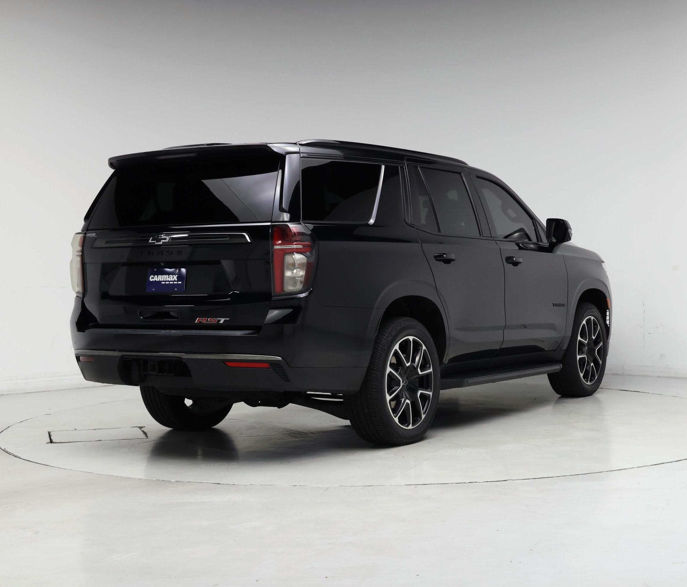 Thumbnail: 2022 Chevrolet Tahoe - 8